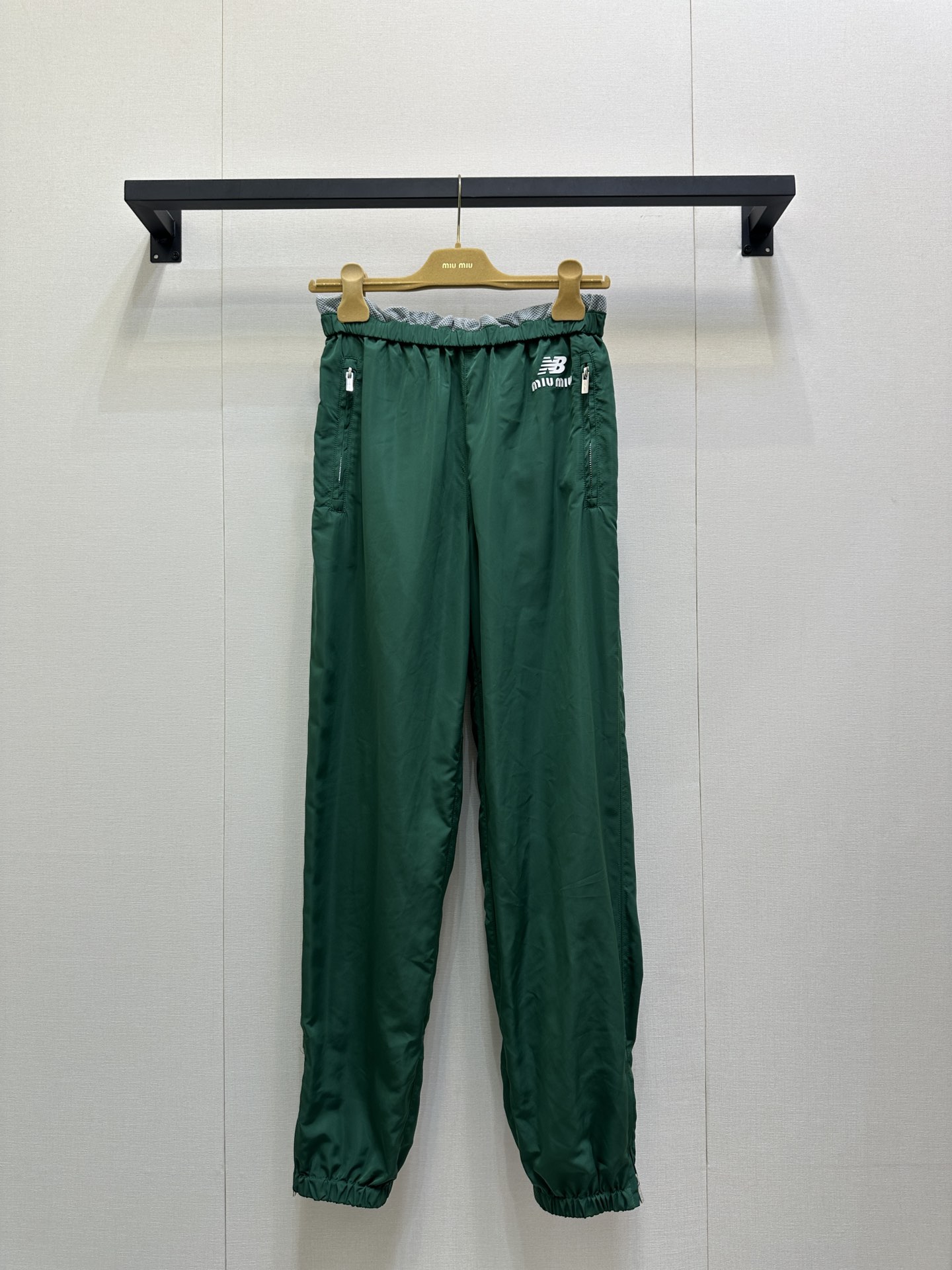 d9e68e5dd87819ff7ce69ea6a448e133_1760356889_1528.jpg d9e68e5dd87819ff7ce69ea6a448e133_1760356889_1528_1760357158.jpg