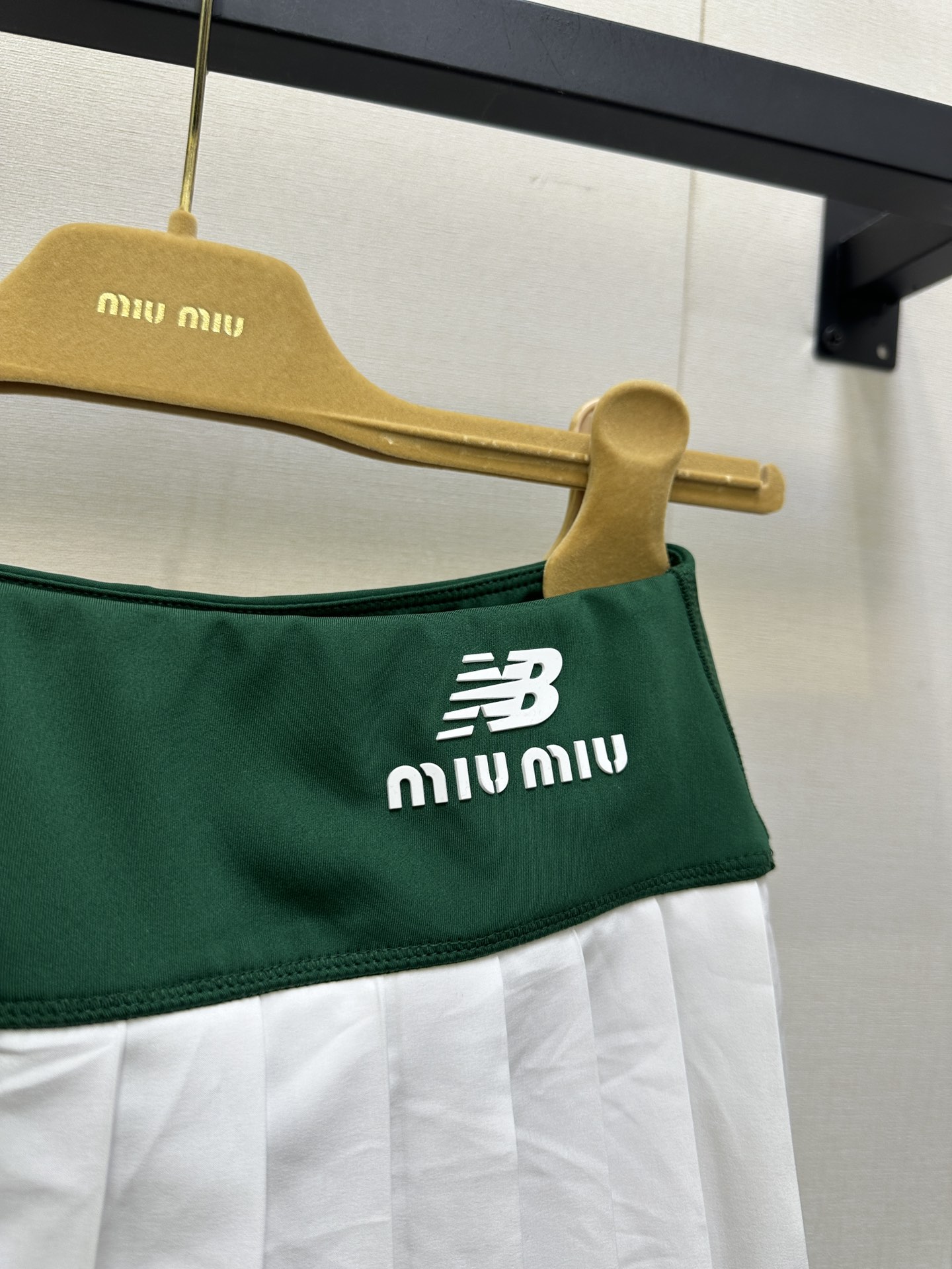 d9e68e5dd87819ff7ce69ea6a448e133_1760357338_0735.jpg d9e68e5dd87819ff7ce69ea6a448e133_1760357338_0735_1760357389.jpg