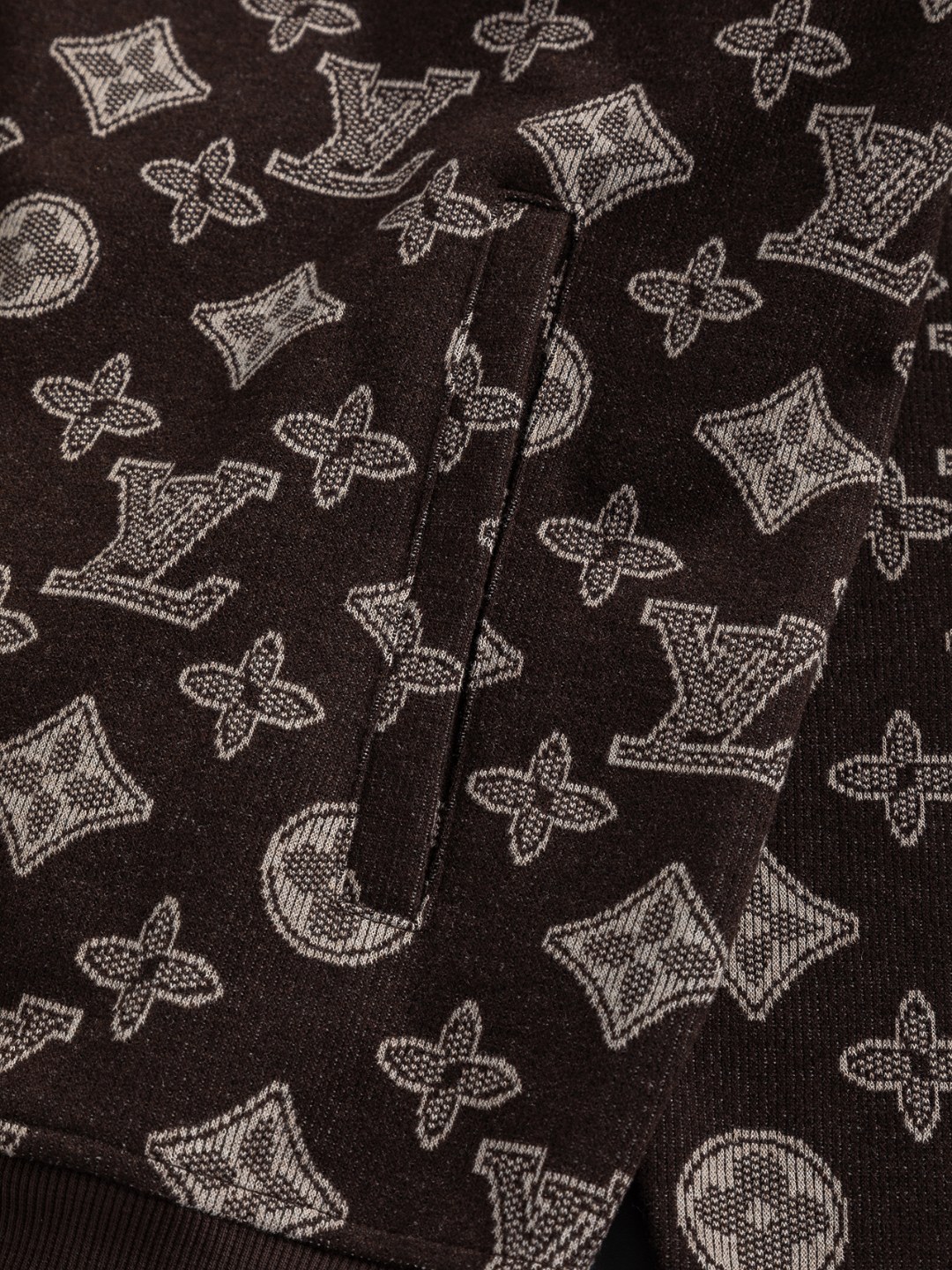 de825aed9f766fdf5b421accd6edf291_1761544794_3416.jpg de825aed9f766fdf5b421accd6edf291_1761544794_3416_1761561918.jpg