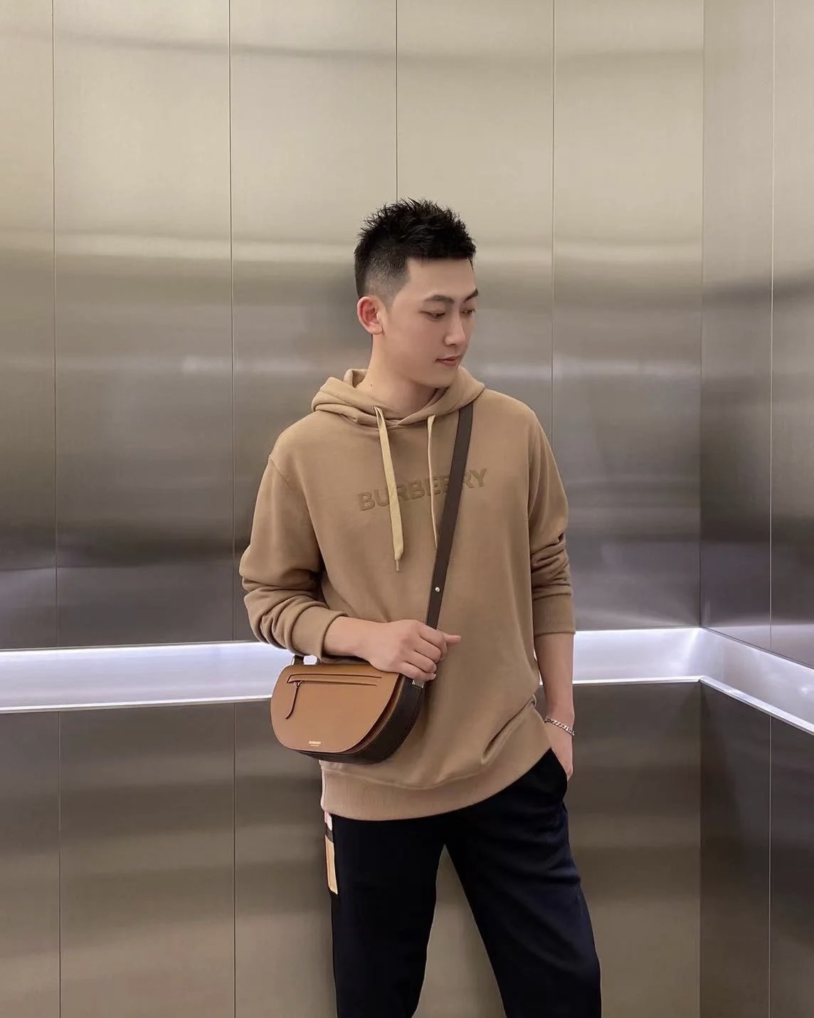 12b0276360a3b0fb514508b4d847c16e_1764158603_2555.jpg 12b0276360a3b0fb514508b4d847c16e_1764158603_2555_1764160081.jpg