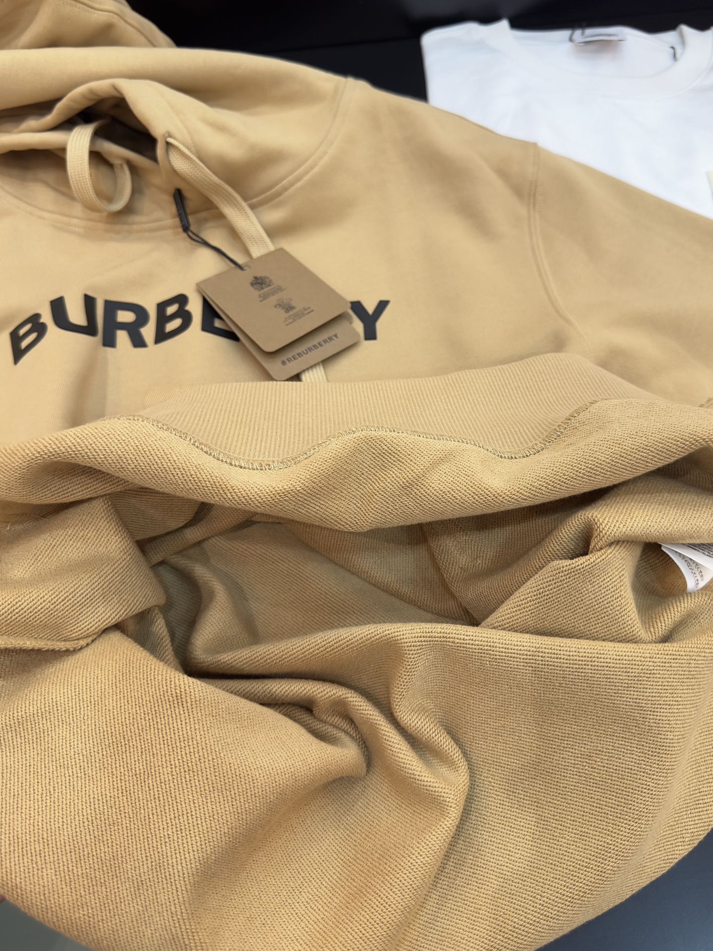 12b0276360a3b0fb514508b4d847c16e_1764160251_085.jpg 12b0276360a3b0fb514508b4d847c16e_1764160251_085_1764160301.jpg