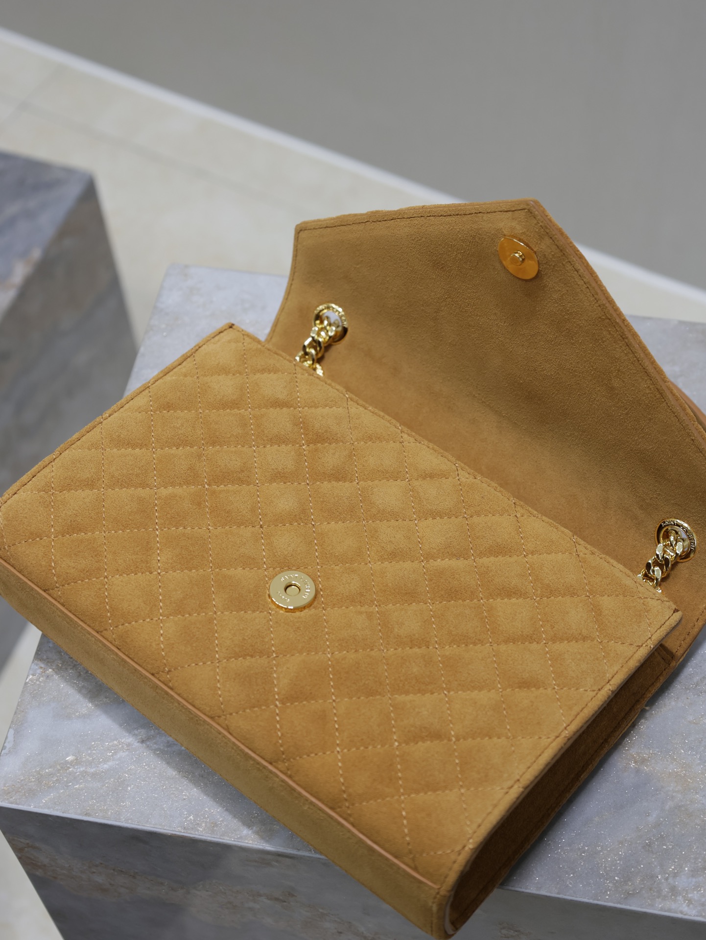 27236a502319c3d30f6d1ab4c54ff965_1762359438_2477.jpg 27236a502319c3d30f6d1ab4c54ff965_1762359438_2477_1762359521.jpg