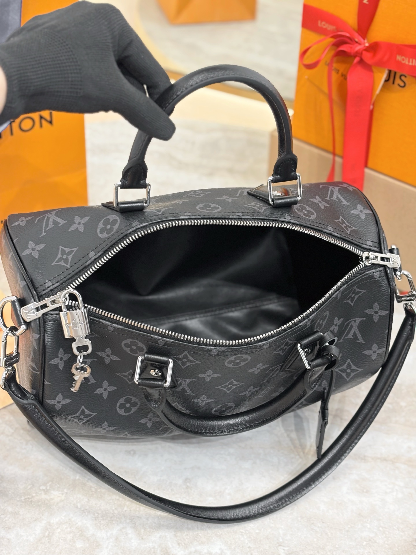 27236a502319c3d30f6d1ab4c54ff965_1762362738_5035.jpg 27236a502319c3d30f6d1ab4c54ff965_1762362738_5035.jpg