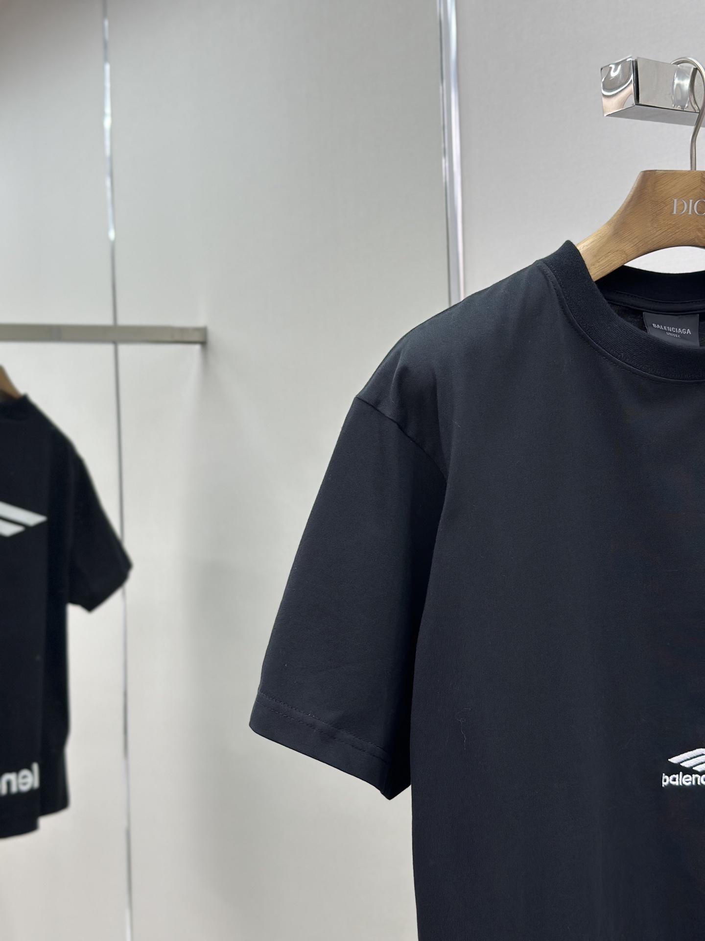 29302d24f0554d387b54ca0db646362d_1762951285_4304.jpg 29302d24f0554d387b54ca0db646362d_1762951285_4304.jpg