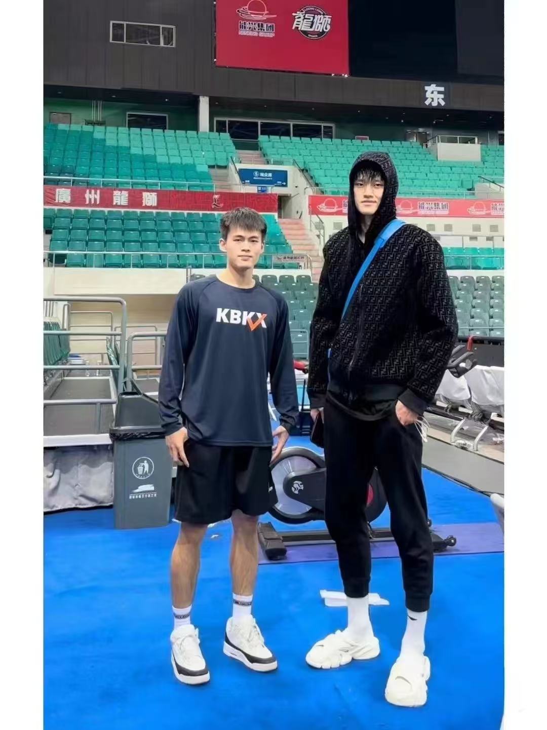 29302d24f0554d387b54ca0db646362d_1762951568_5808.jpg 29302d24f0554d387b54ca0db646362d_1762951568_5808_1762951767.jpg