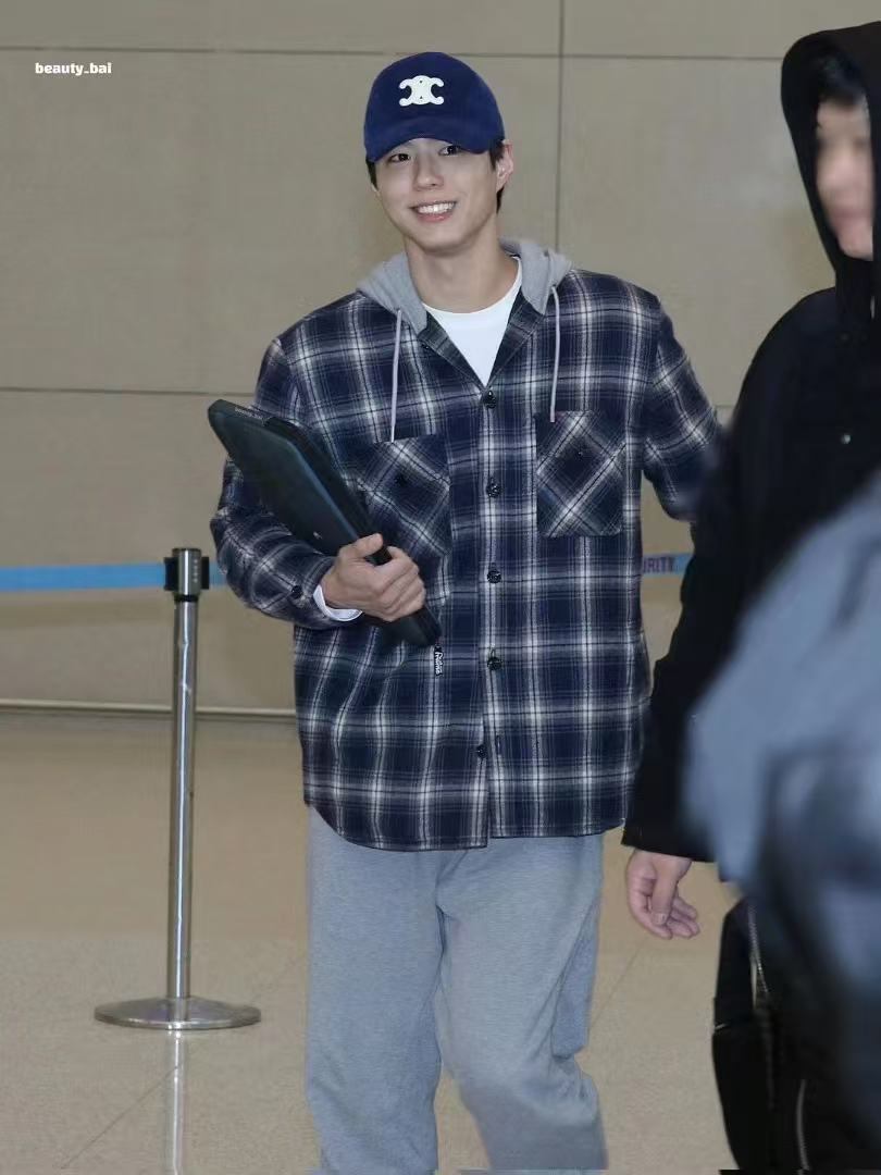 29302d24f0554d387b54ca0db646362d_1762951829_3564.jpg 29302d24f0554d387b54ca0db646362d_1762951829_3564_1762952323.jpg