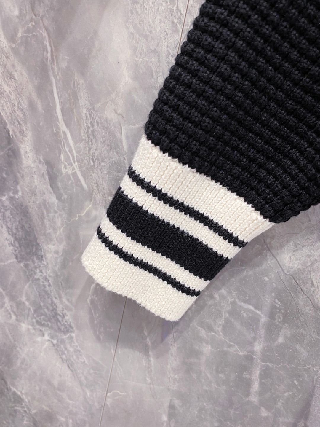 2e3c3d9dbe68478540255e223e6af91f_1764249672_1521.jpg 2e3c3d9dbe68478540255e223e6af91f_1764249672_1521_1764249758.jpg