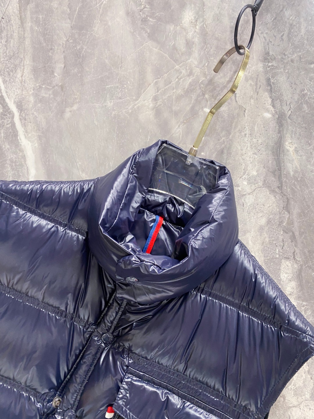 2e3c3d9dbe68478540255e223e6af91f_1764251530_9923.jpg 2e3c3d9dbe68478540255e223e6af91f_1764251530_9923_1764251642.jpg