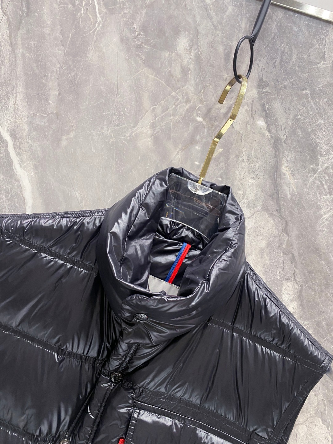 2e3c3d9dbe68478540255e223e6af91f_1764251688_9798.jpg 2e3c3d9dbe68478540255e223e6af91f_1764251688_9798_1764251817.jpg