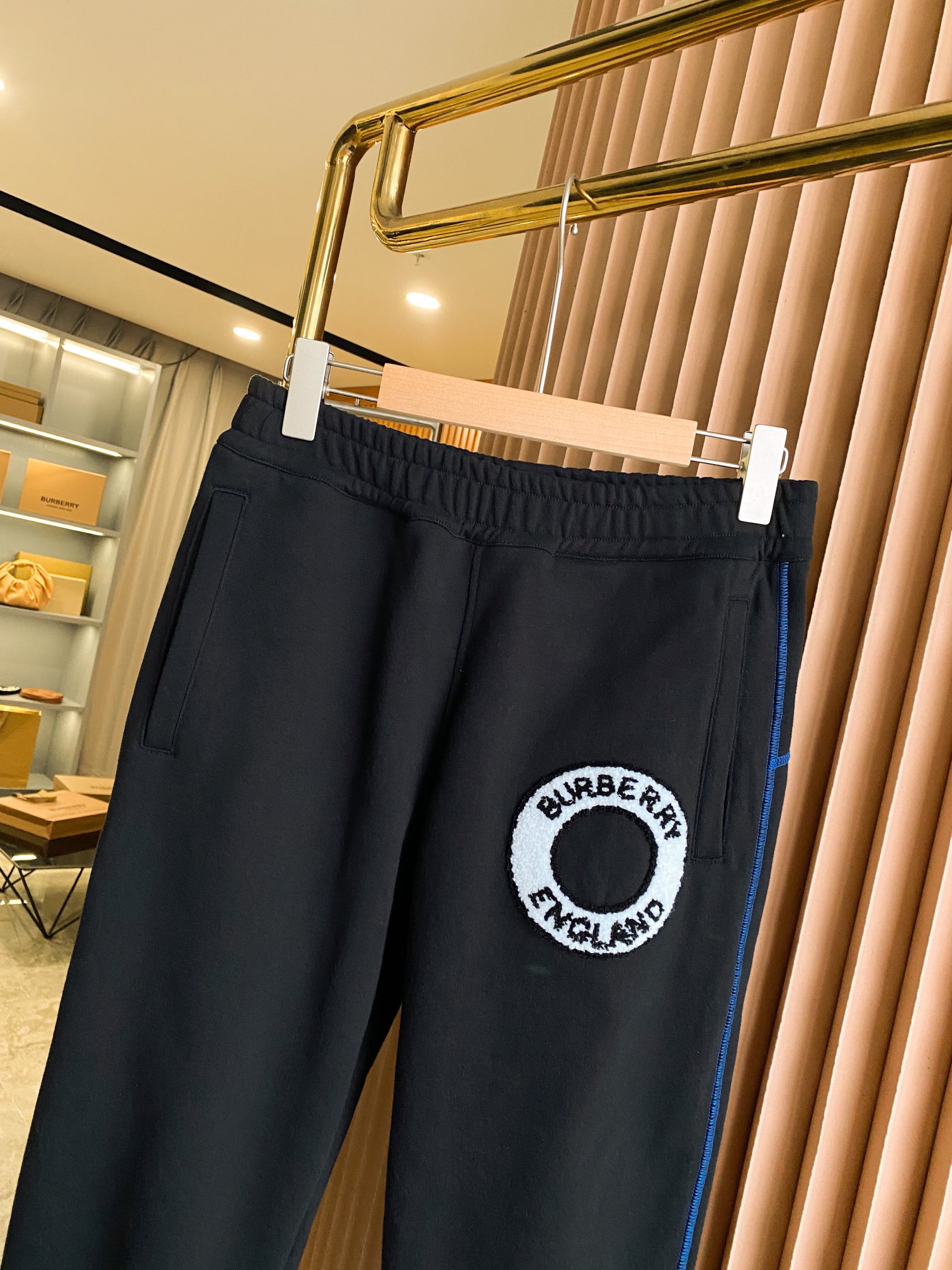 3ce7762540527f4faafb2ae83620056d_1762607891_7226.jpg 3ce7762540527f4faafb2ae83620056d_1762607891_7226_1762608342.jpg