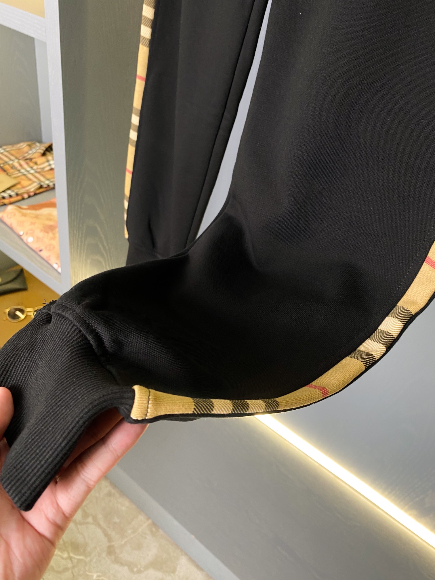 3ce7762540527f4faafb2ae83620056d_1762608400_6873.jpg 3ce7762540527f4faafb2ae83620056d_1762608400_6873_1762610166.jpg