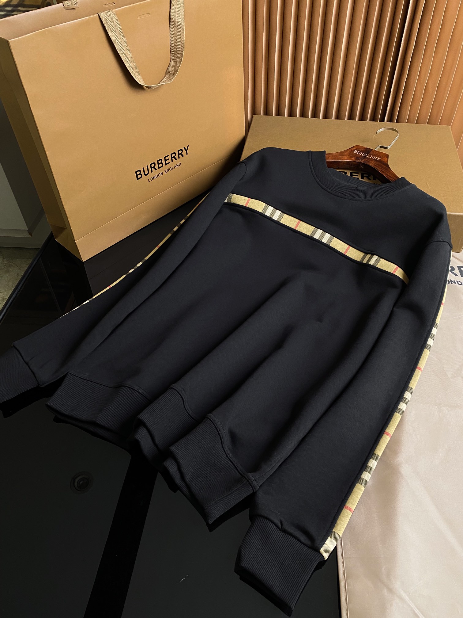 3ce7762540527f4faafb2ae83620056d_1762608525_4049.jpg 3ce7762540527f4faafb2ae83620056d_1762608525_4049_1762608739.jpg