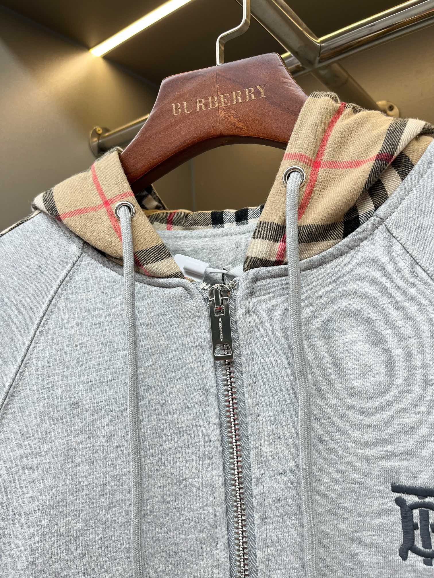 3ce7762540527f4faafb2ae83620056d_1762608894_0026.jpg 3ce7762540527f4faafb2ae83620056d_1762608894_0026_1762610002.jpg