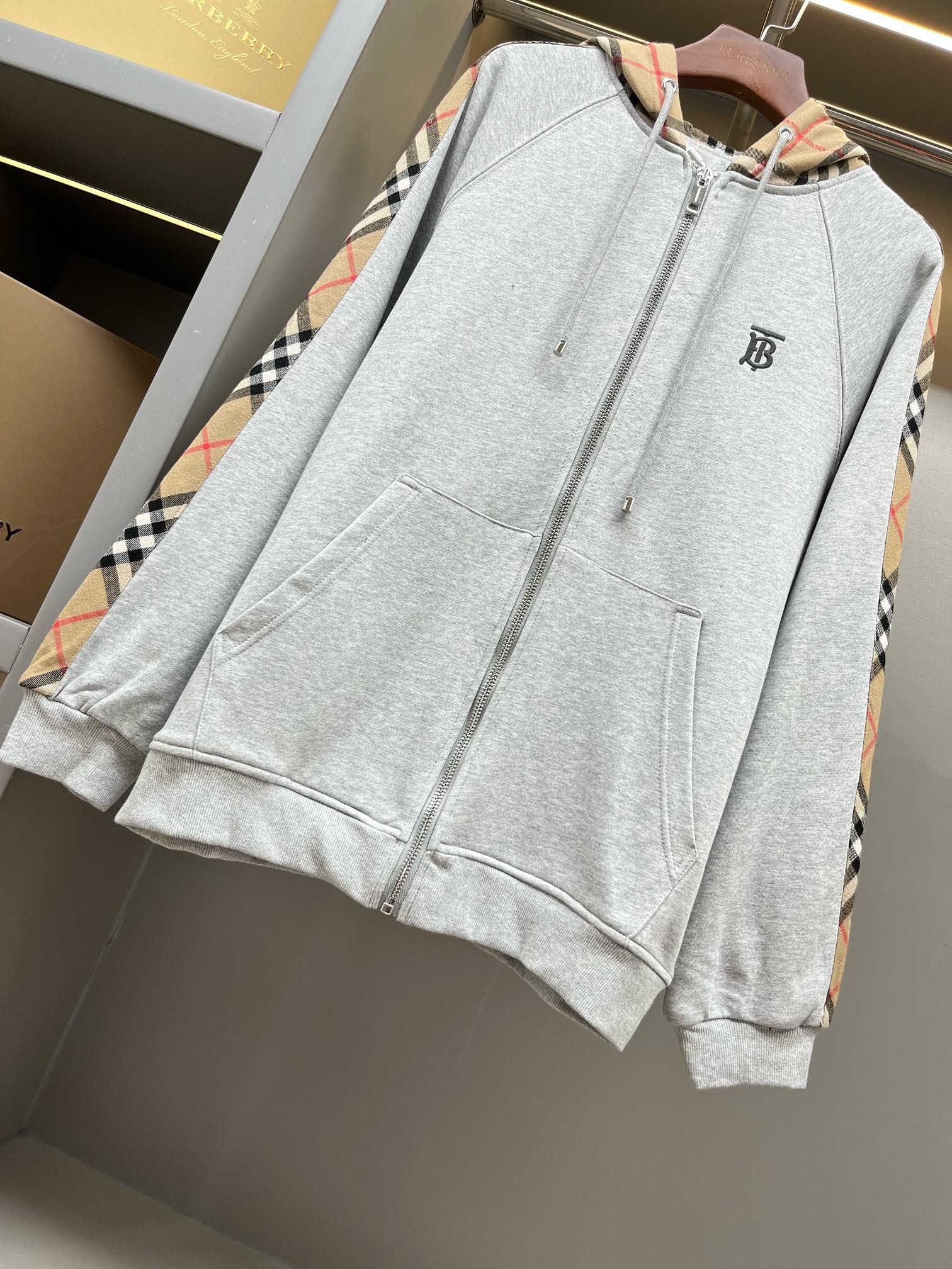 3ce7762540527f4faafb2ae83620056d_1762608894_3136.jpg 3ce7762540527f4faafb2ae83620056d_1762608894_3136_1762610002.jpg