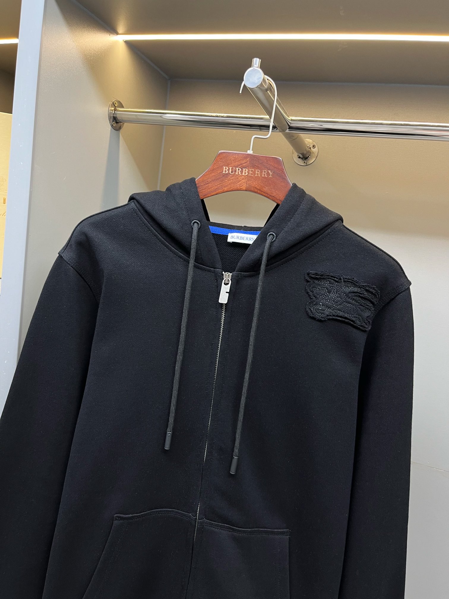 3ce7762540527f4faafb2ae83620056d_1762612341_0857.jpg 3ce7762540527f4faafb2ae83620056d_1762612341_0857_1762612677.jpg