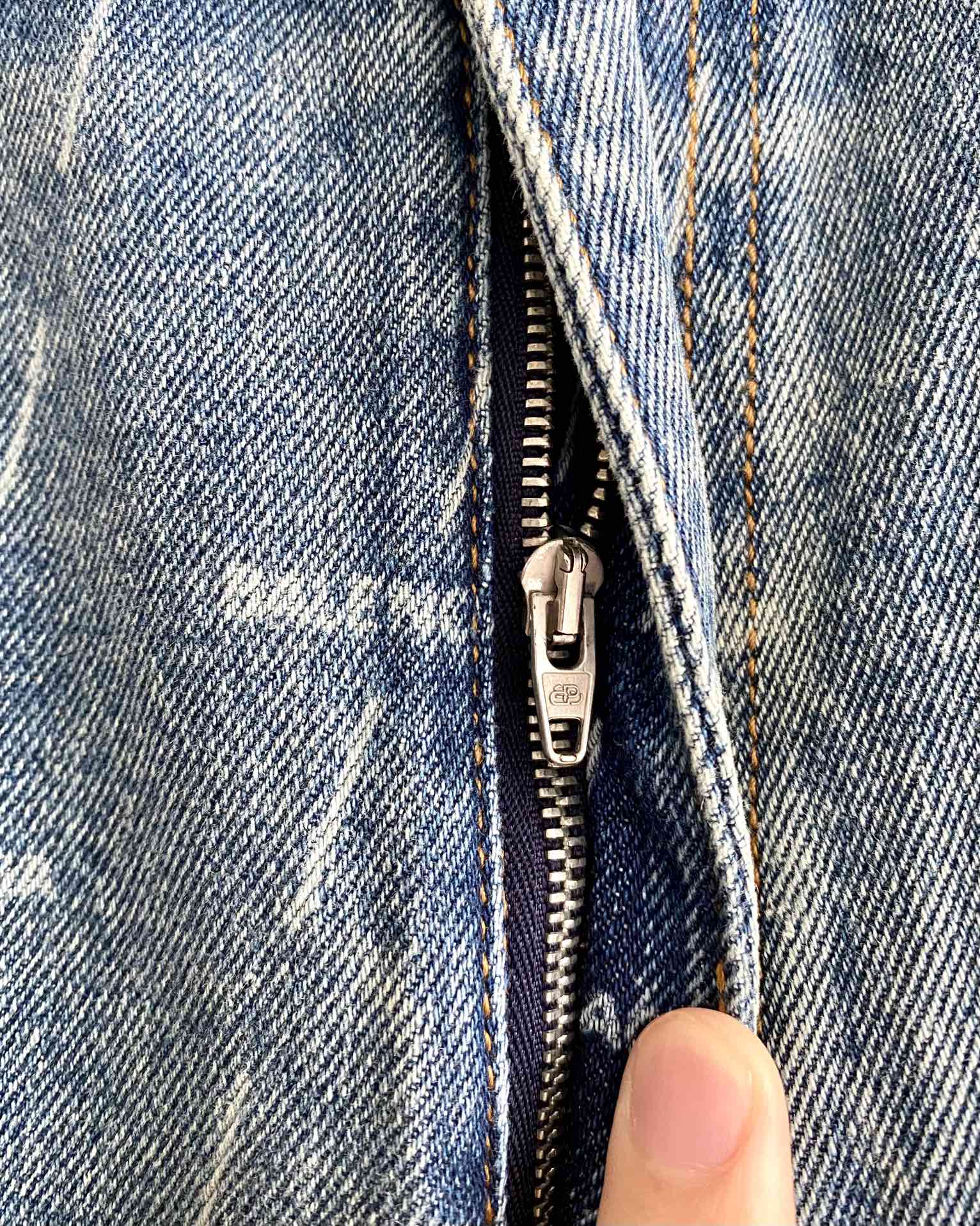 41178405bd8197bdf6a3bba3e5237b84_1764473902_137.jpg 41178405bd8197bdf6a3bba3e5237b84_1764473902_137.jpg