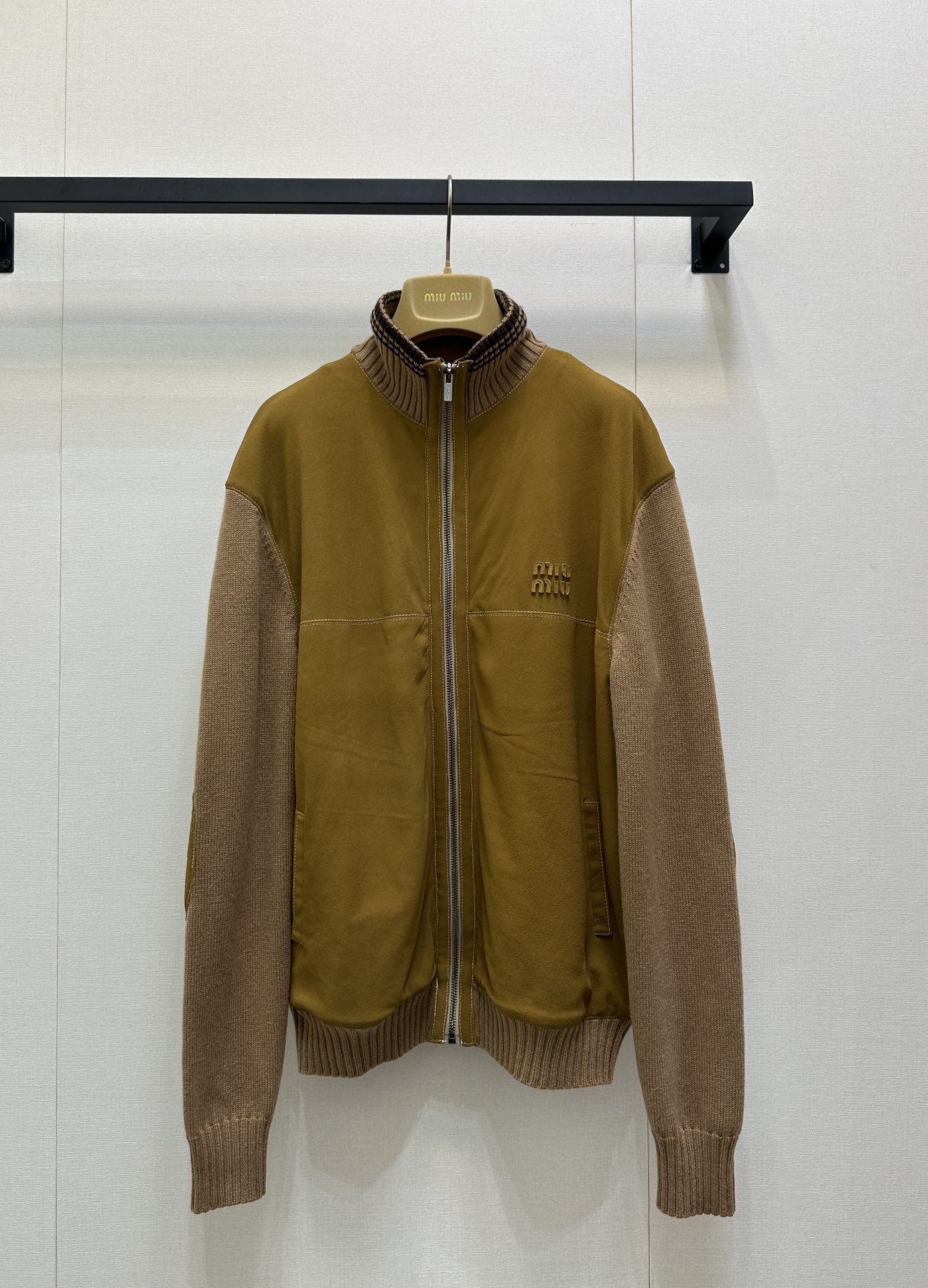 43c3cd61ee6aa3d5d6eeb1440ed293ea_1763294162_8029.jpg 43c3cd61ee6aa3d5d6eeb1440ed293ea_1763294162_8029.jpg