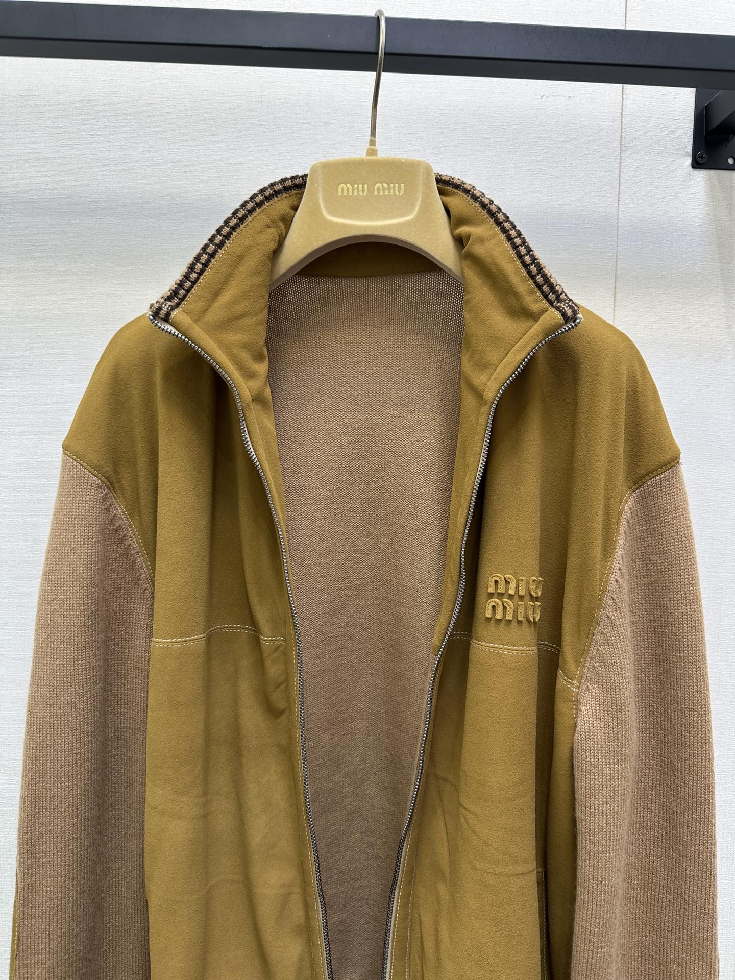 43c3cd61ee6aa3d5d6eeb1440ed293ea_1763294163_5087.jpg 43c3cd61ee6aa3d5d6eeb1440ed293ea_1763294163_5087.jpg