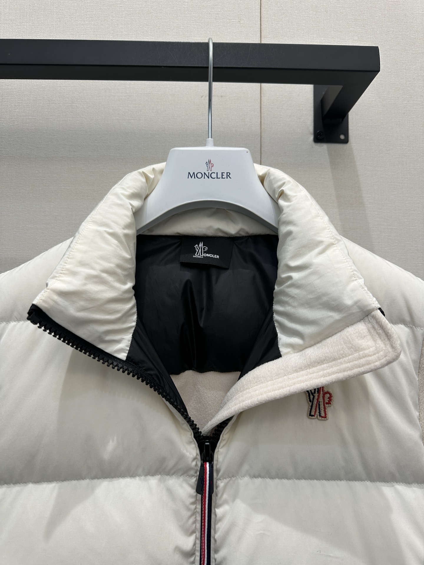 476bcc9ca62636ece0f267216a35a954_1761990337_0814.jpg 476bcc9ca62636ece0f267216a35a954_1761990337_0814.jpg