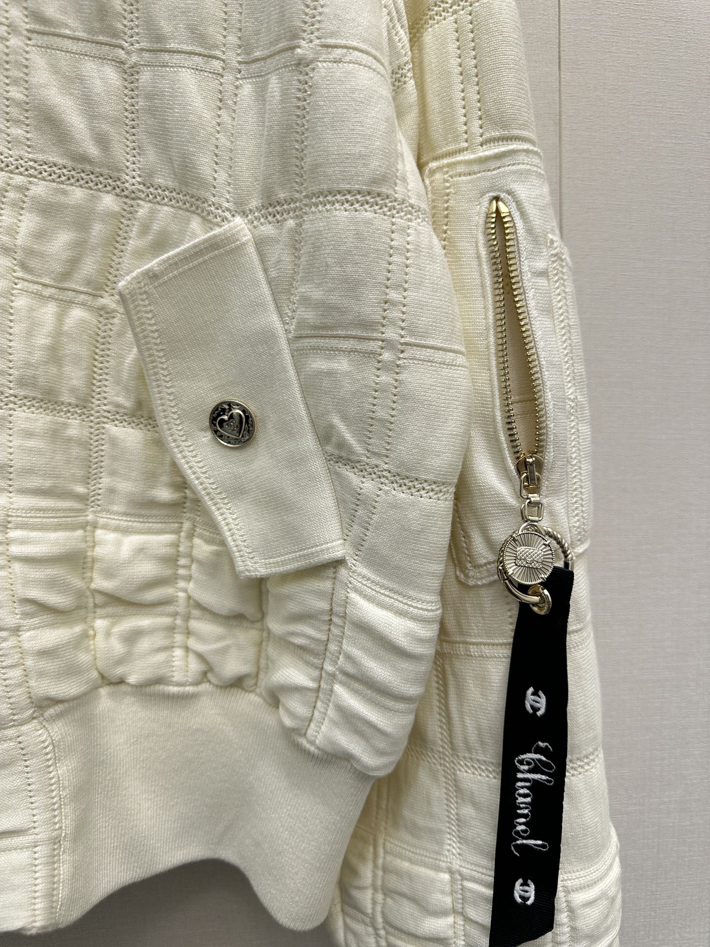 476bcc9ca62636ece0f267216a35a954_1761992357_1857.jpg 476bcc9ca62636ece0f267216a35a954_1761992357_1857_1761995857.jpg