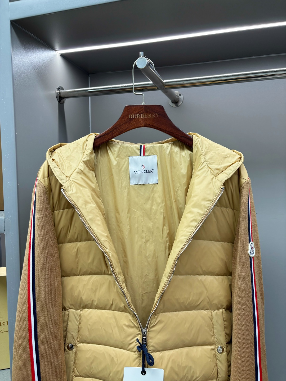 5a1e8033e56891a0d474a730af363c5d_1762570406_1999.jpg 5a1e8033e56891a0d474a730af363c5d_1762570406_1999.jpg