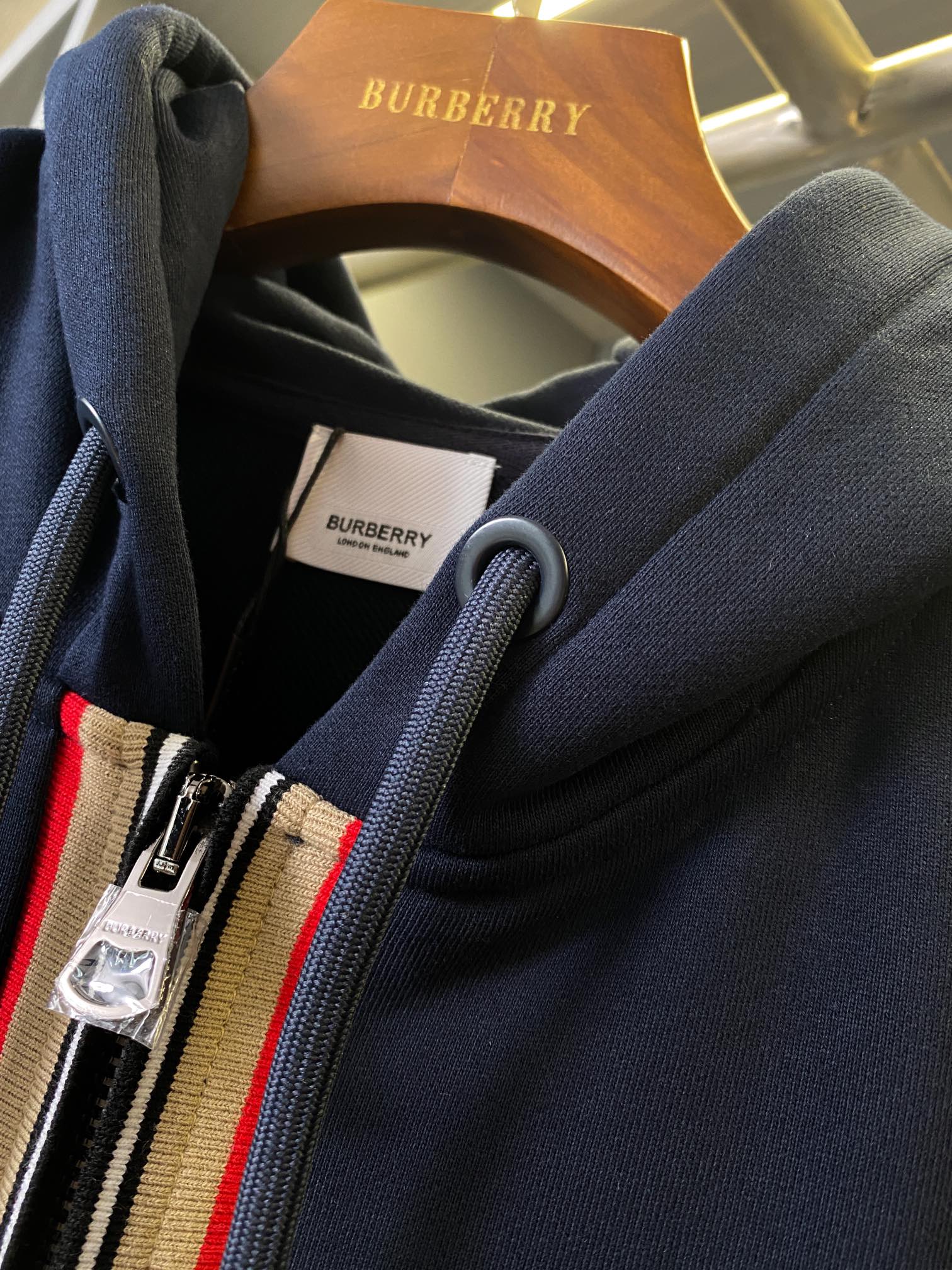 5a1e8033e56891a0d474a730af363c5d_1762579558_1535.jpg 5a1e8033e56891a0d474a730af363c5d_1762579558_1535_1762579715.jpg