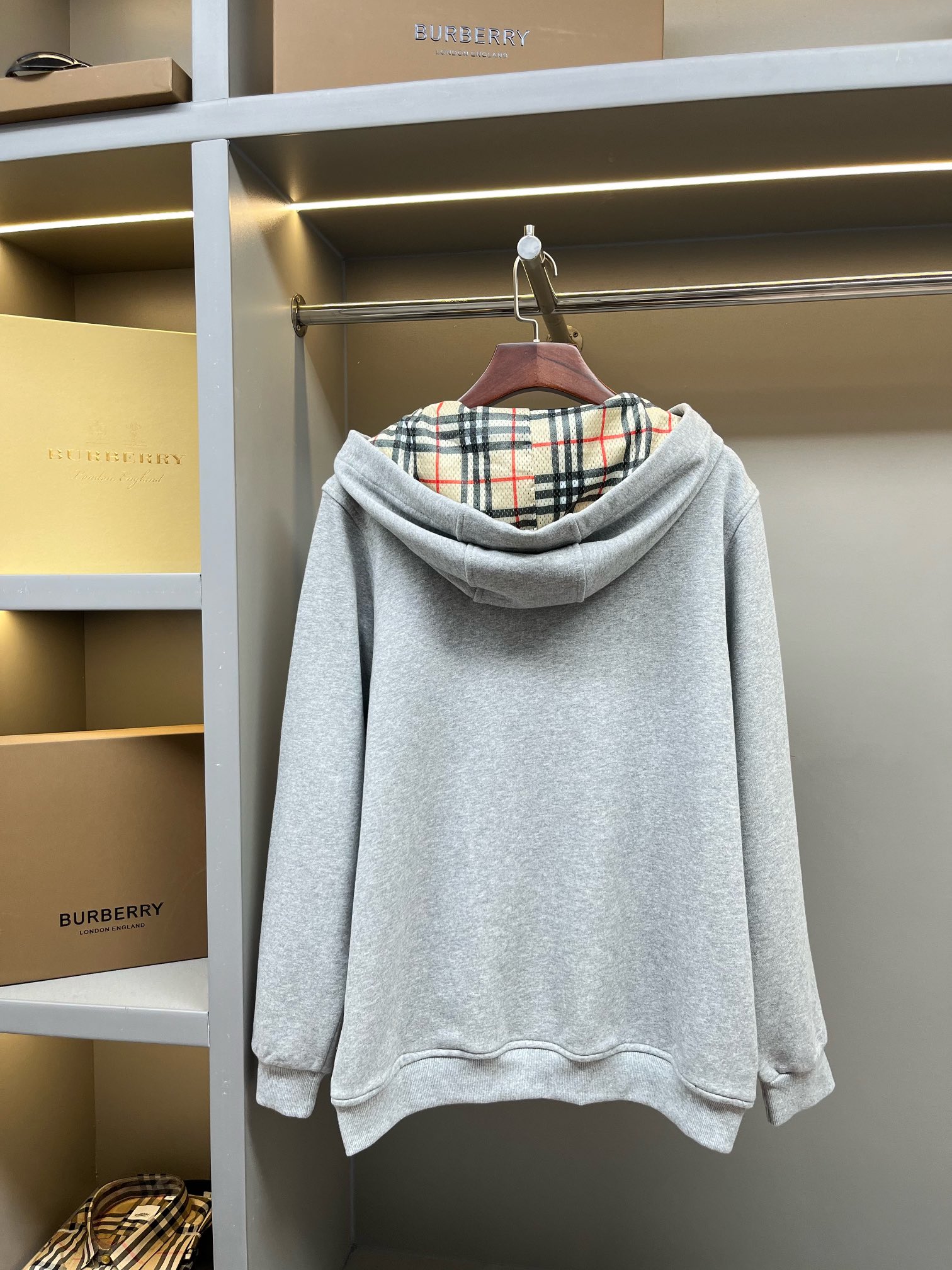 5a1e8033e56891a0d474a730af363c5d_1762581326_6238.jpg 5a1e8033e56891a0d474a730af363c5d_1762581326_6238_1762581425.jpg