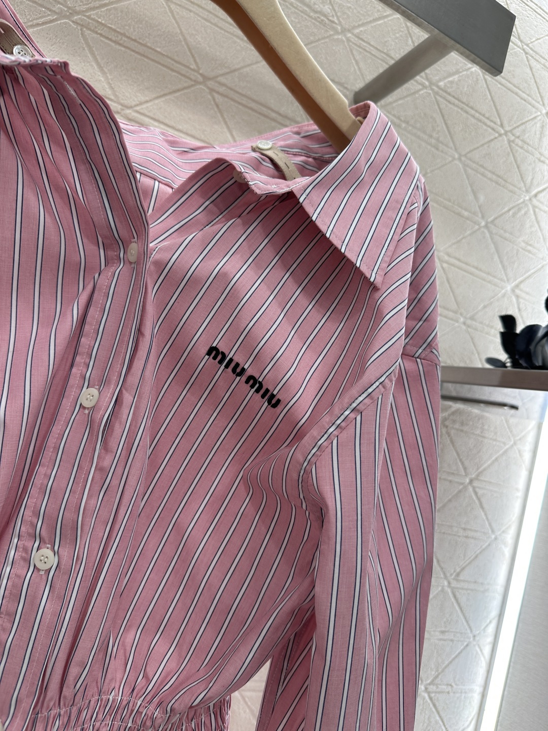 5b72187618f474a6c7baffdcd237b839_1763375348_1139.jpg 5b72187618f474a6c7baffdcd237b839_1763375348_1139.jpg