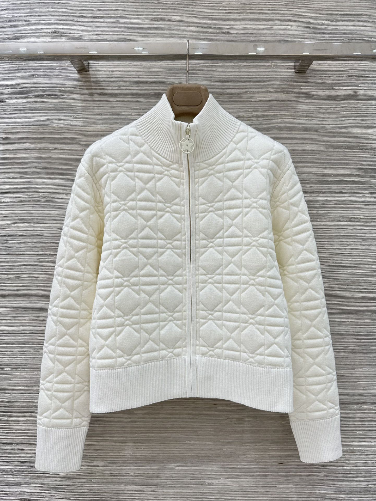 5b72187618f474a6c7baffdcd237b839_1763377361_5714.jpg 5b72187618f474a6c7baffdcd237b839_1763377361_5714_1763378532.jpg