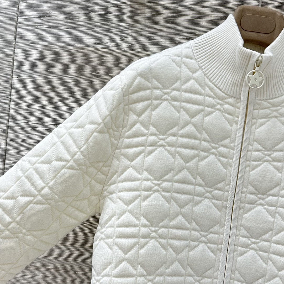 5b72187618f474a6c7baffdcd237b839_1763377361_7544.jpg 5b72187618f474a6c7baffdcd237b839_1763377361_7544_1763378532.jpg