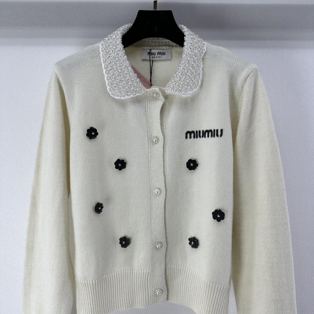 5b72187618f474a6c7baffdcd237b839_1763378988_8177.jpg 5b72187618f474a6c7baffdcd237b839_1763378988_8177_1763379013.jpg