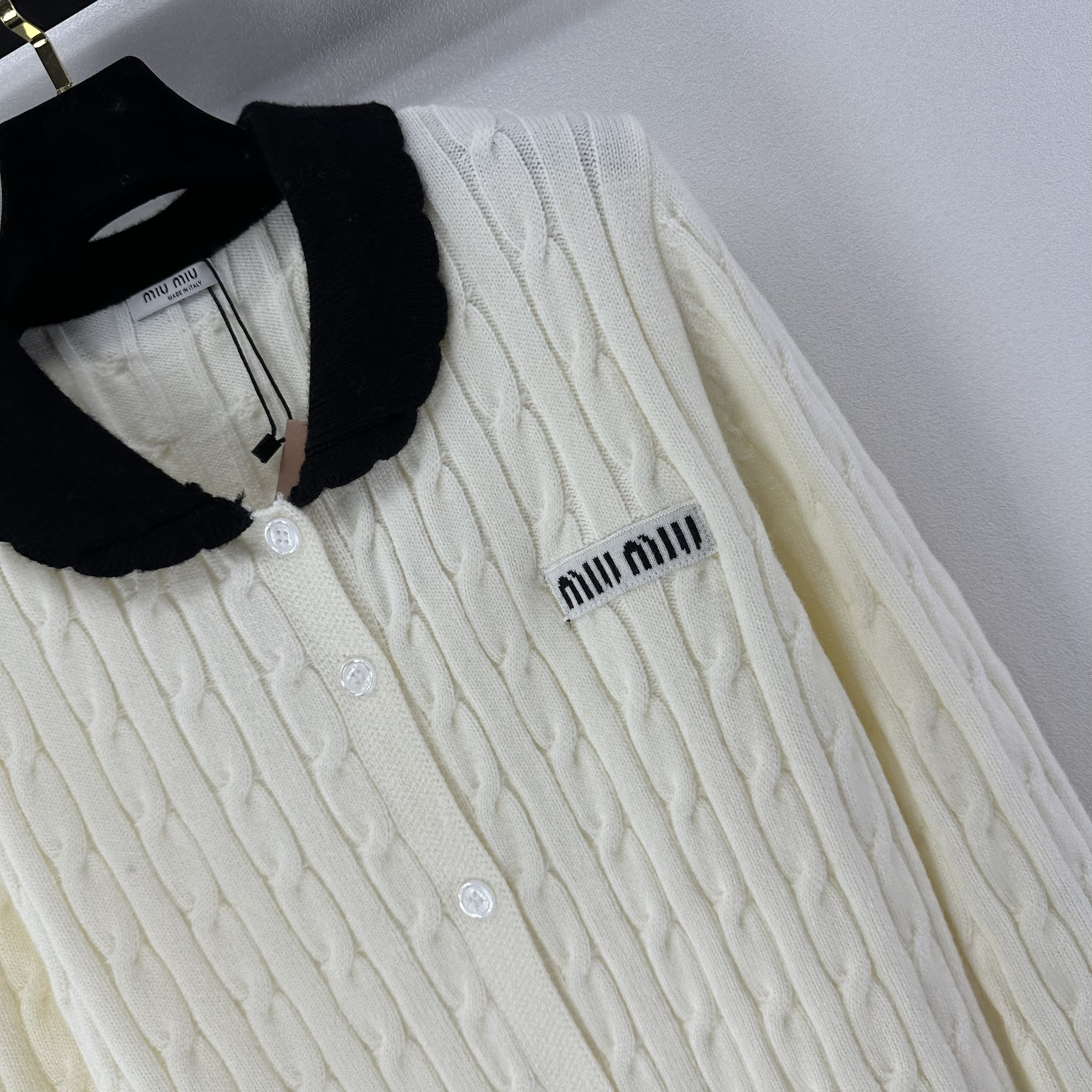 5b72187618f474a6c7baffdcd237b839_1763380236_3731.jpg 5b72187618f474a6c7baffdcd237b839_1763380236_3731.jpg