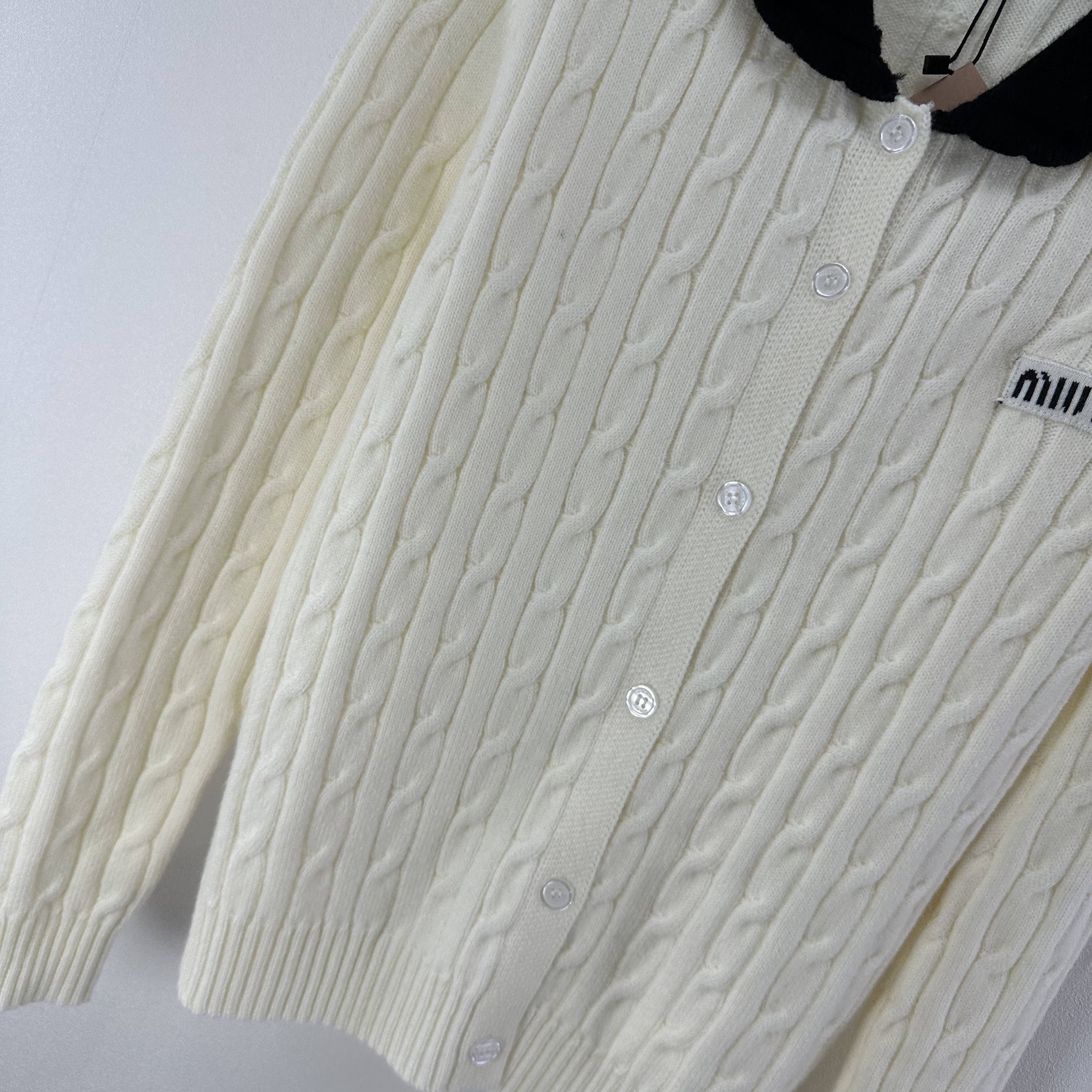 5b72187618f474a6c7baffdcd237b839_1763380238_5473.jpg 5b72187618f474a6c7baffdcd237b839_1763380238_5473.jpg