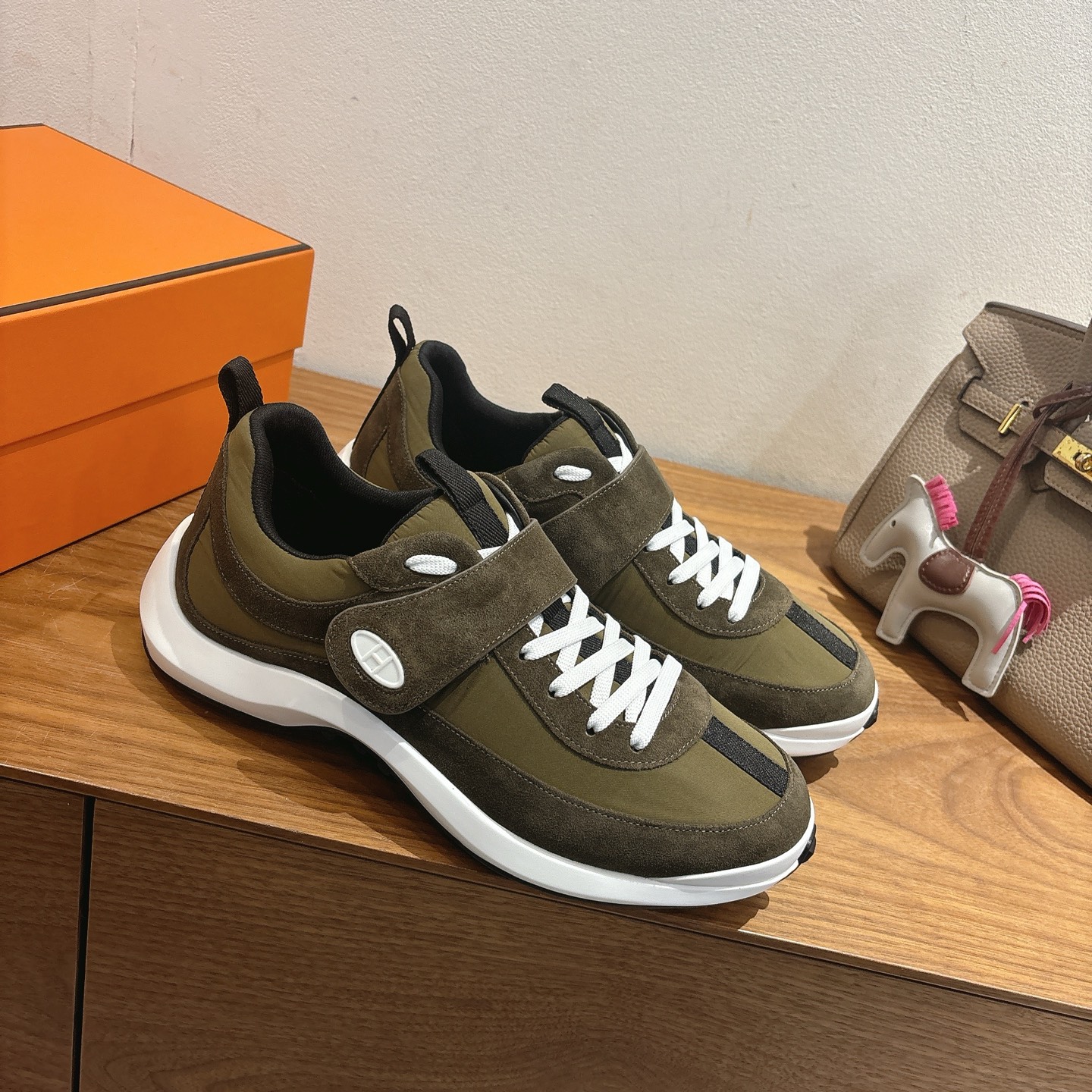 6a90ef2aa5cec2da97a349a9896d567d_1763590345_7952.jpg 6a90ef2aa5cec2da97a349a9896d567d_1763590345_7952_1763590401.jpg