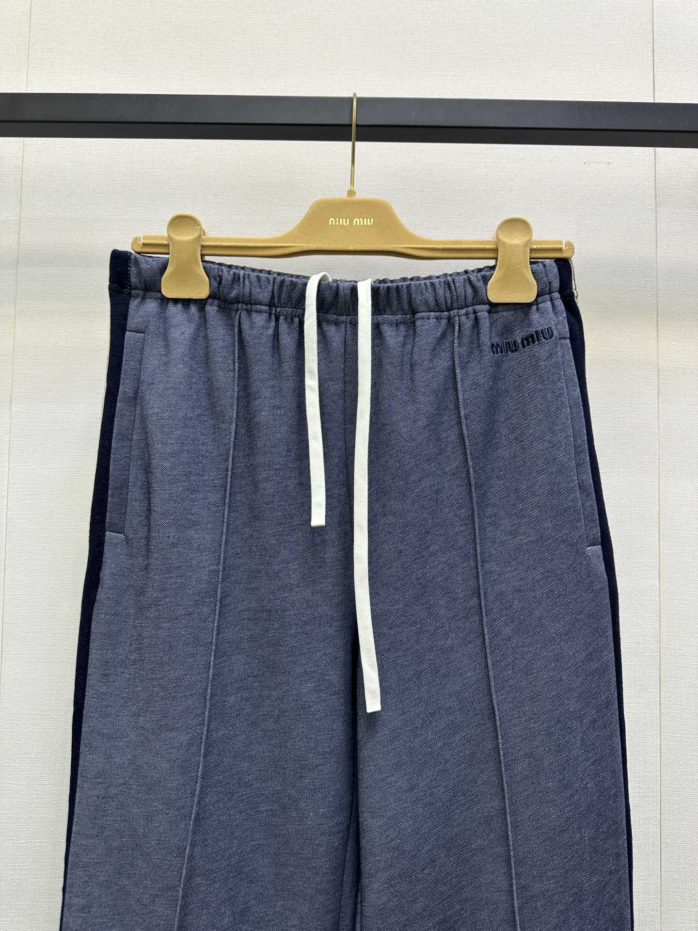 6e159a0e1d07b2c5affe34db9da0900f_1761965937_7899.jpg 6e159a0e1d07b2c5affe34db9da0900f_1761965937_7899_1761966058.jpg