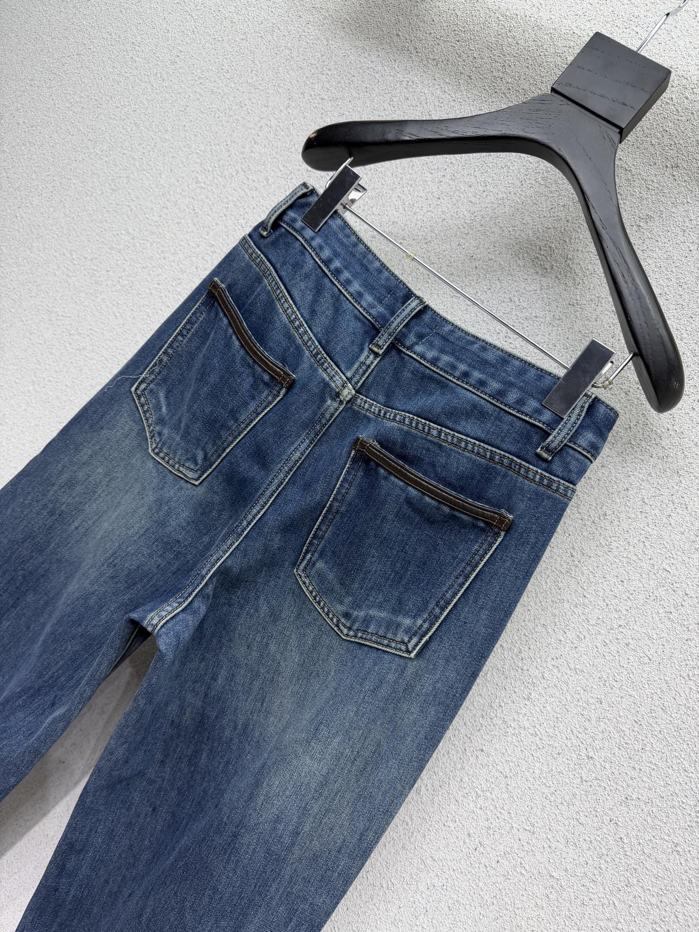 8f53cb6989f2519695fd9a2408ab3d34_1762989004_4969.jpg 8f53cb6989f2519695fd9a2408ab3d34_1762989004_4969_1762989125.jpg