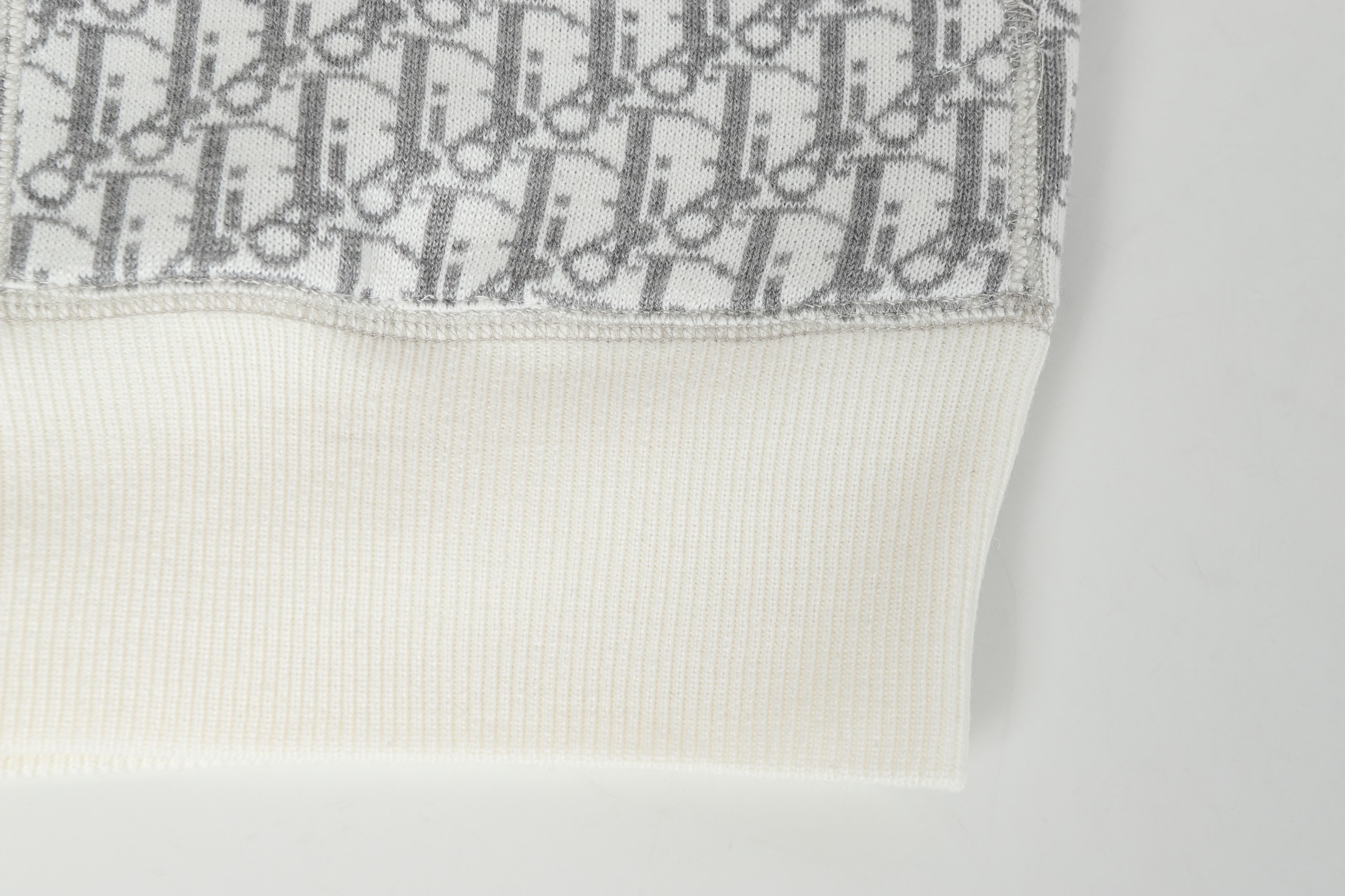 946b3f215f3c75ad471def4467c037a9_1762649421_8199.jpg 946b3f215f3c75ad471def4467c037a9_1762649421_8199_1762649573.jpg