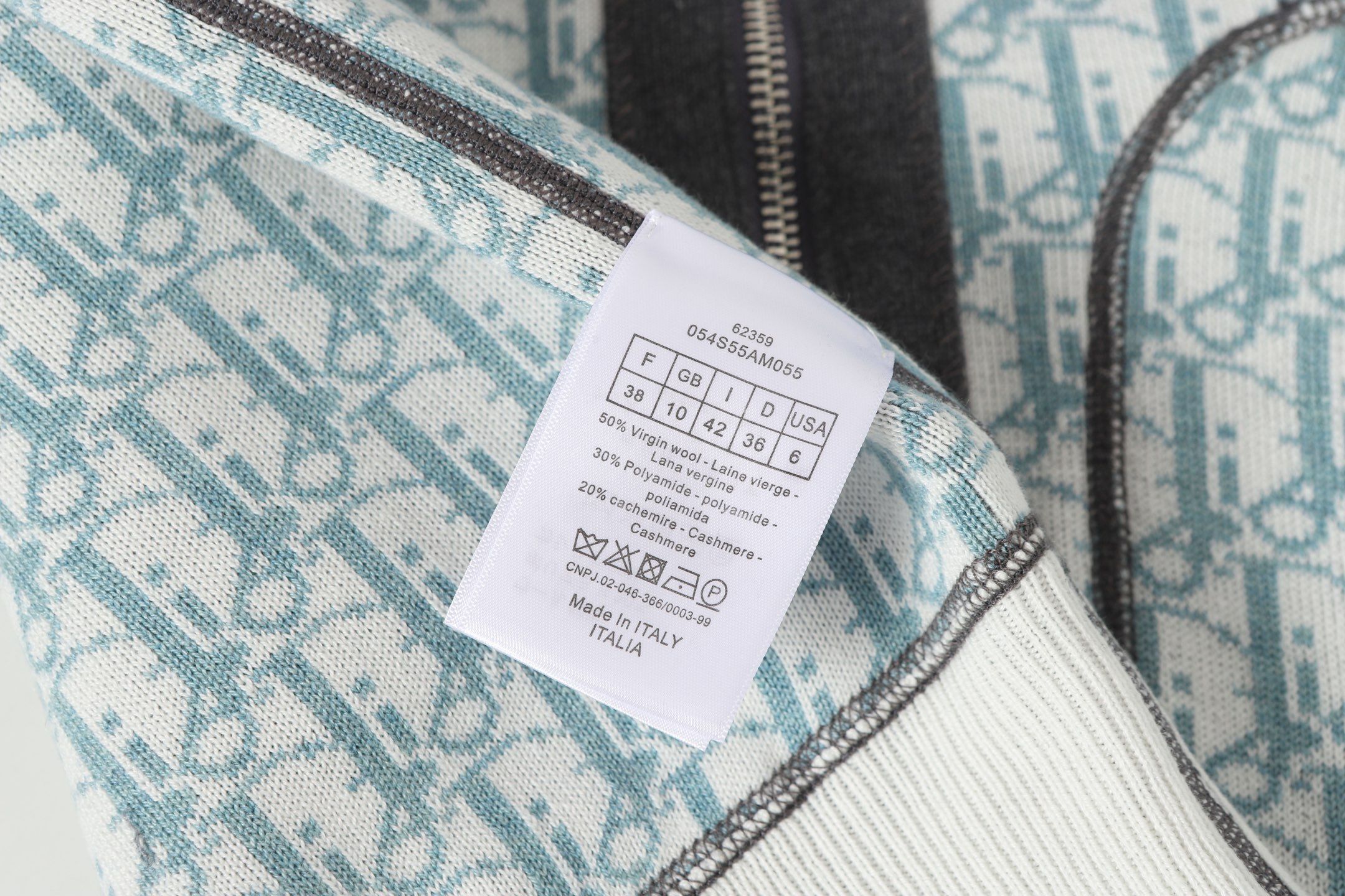 946b3f215f3c75ad471def4467c037a9_1762649633_6127.jpg 946b3f215f3c75ad471def4467c037a9_1762649633_6127_1762649697_1762649956.jpg