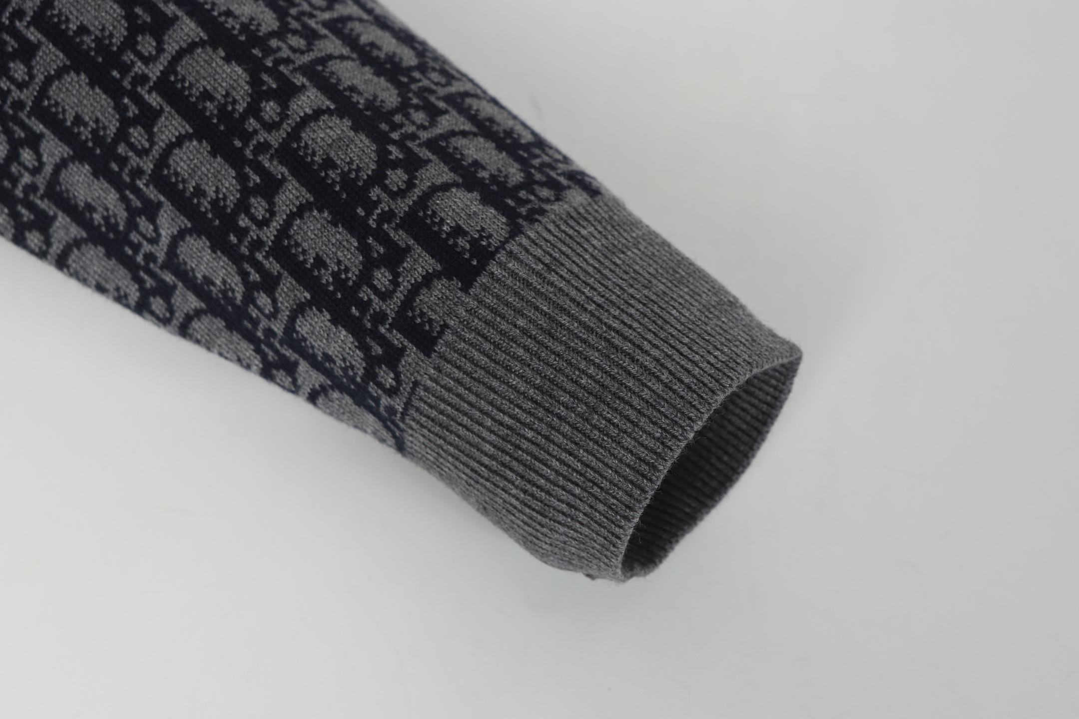 946b3f215f3c75ad471def4467c037a9_1762649777_0416.jpg 946b3f215f3c75ad471def4467c037a9_1762649777_0416_1762649877.jpg