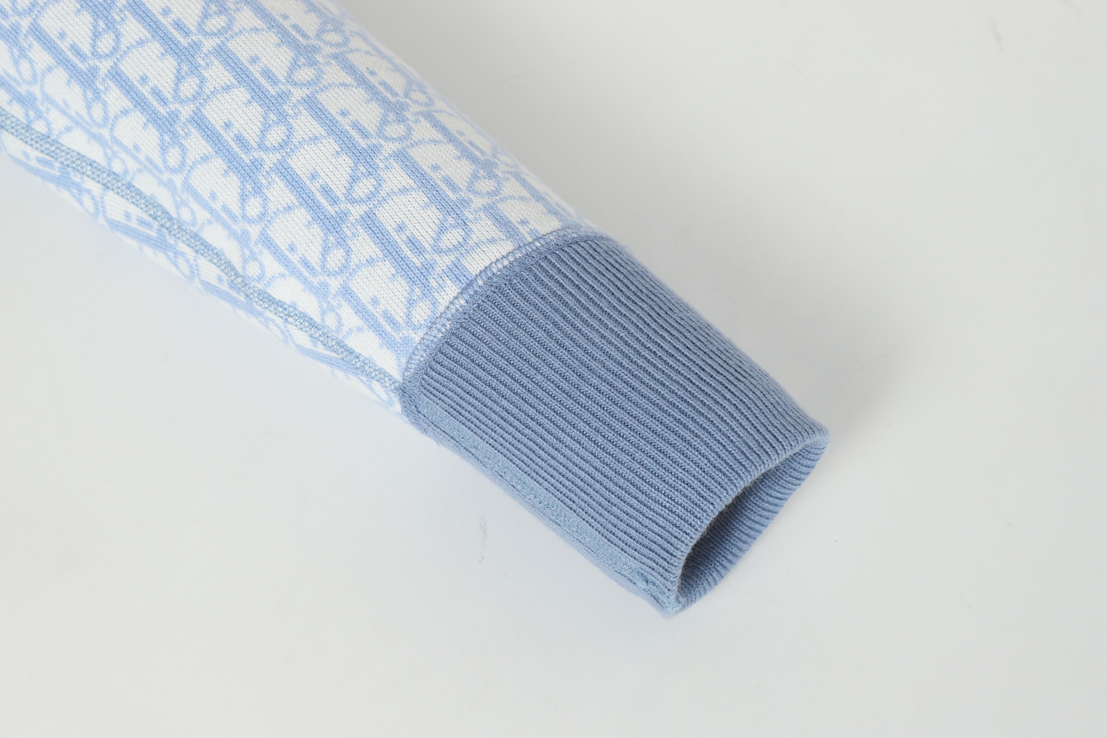 946b3f215f3c75ad471def4467c037a9_1762649996_0347.jpg 946b3f215f3c75ad471def4467c037a9_1762649996_0347_1762650276.jpg