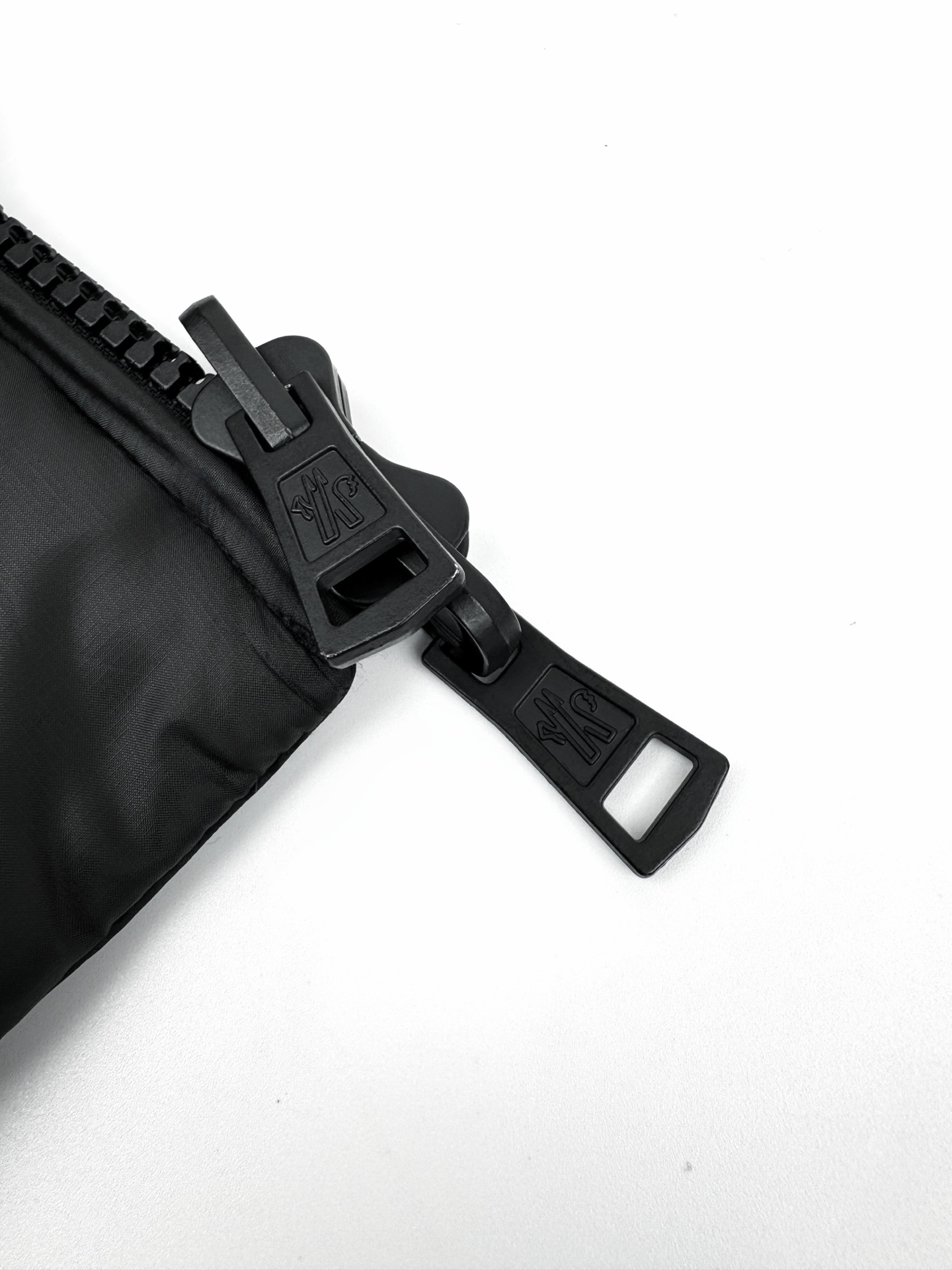 946b3f215f3c75ad471def4467c037a9_1762670202_0416.jpg 946b3f215f3c75ad471def4467c037a9_1762670202_0416_1762677549.jpg