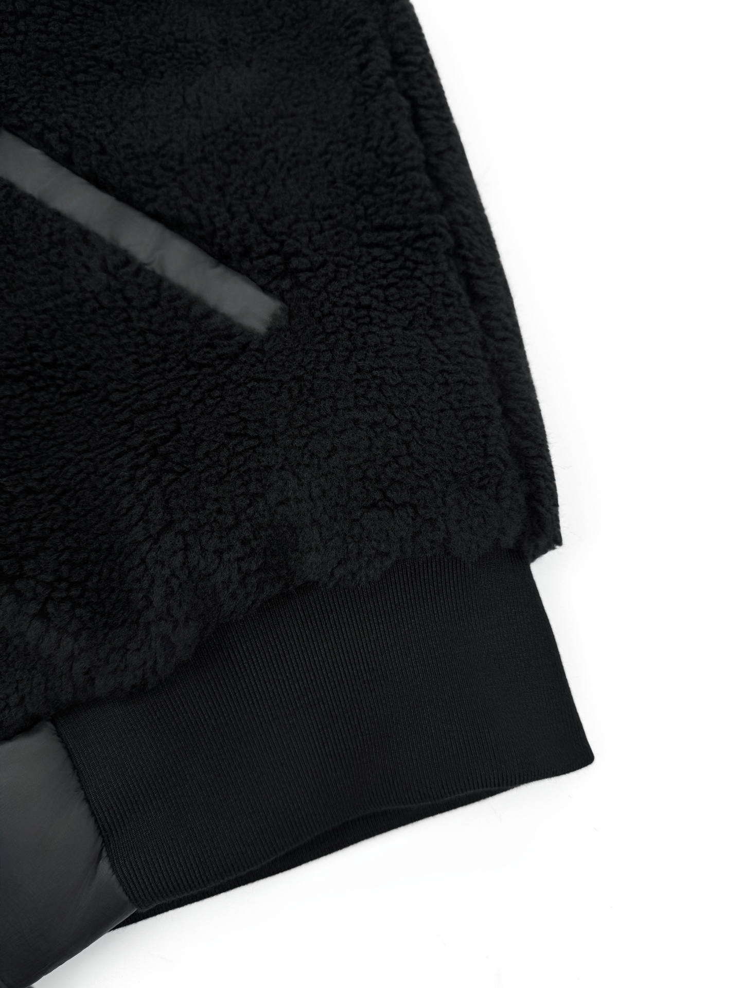 946b3f215f3c75ad471def4467c037a9_1762670202_1573.jpg 946b3f215f3c75ad471def4467c037a9_1762670202_1573_1762677549.jpg