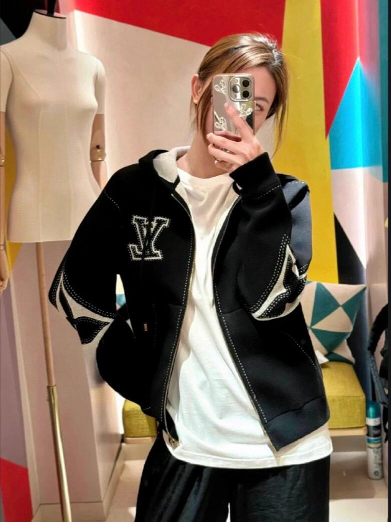 946b3f215f3c75ad471def4467c037a9_1762678683_1562.jpg 946b3f215f3c75ad471def4467c037a9_1762678683_1562_1762704566.jpg