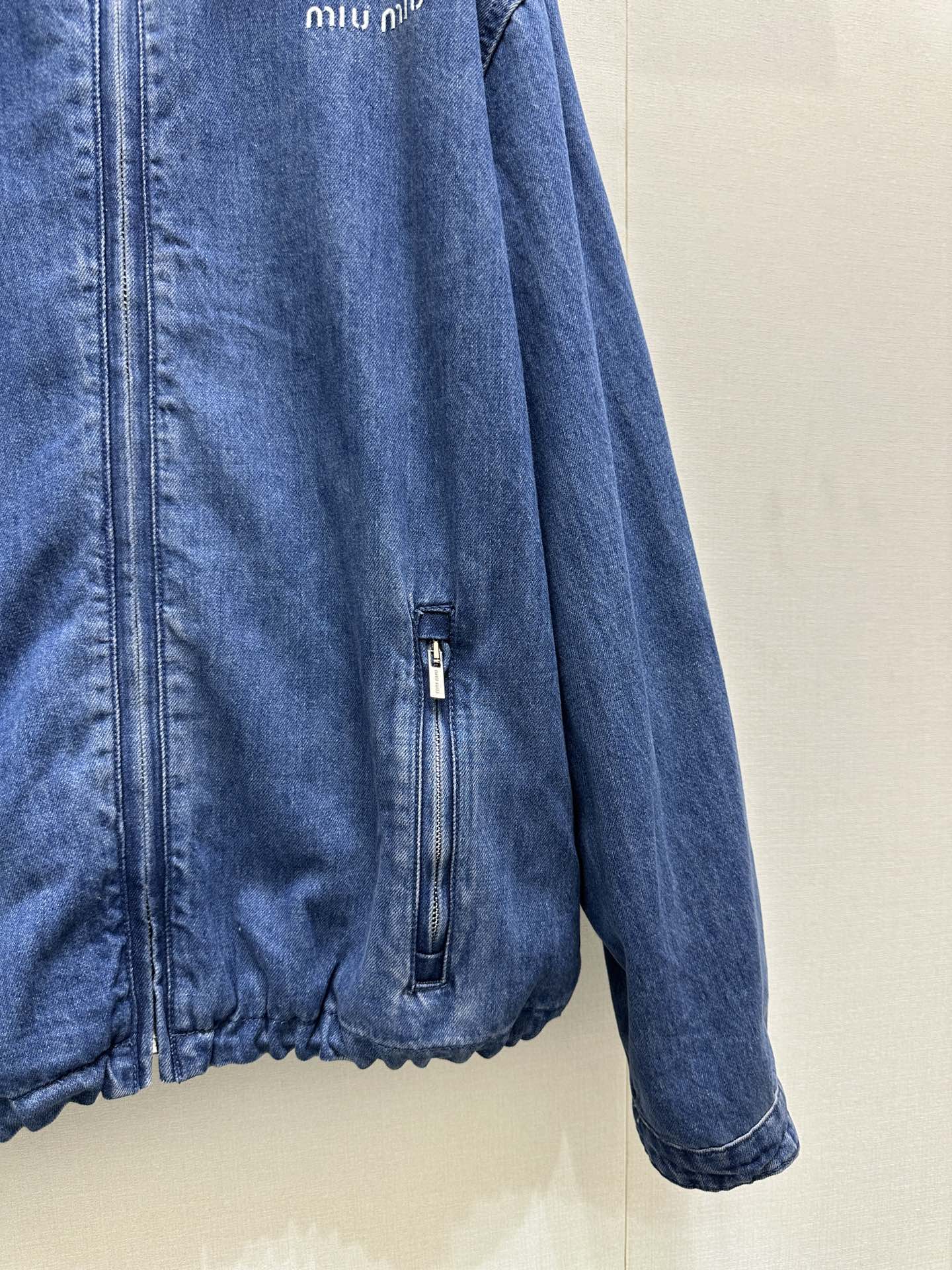 9d9211f1a96a023fd120b454802d9942_1761925324_5591.jpg 9d9211f1a96a023fd120b454802d9942_1761925324_5591_1761955403.jpg