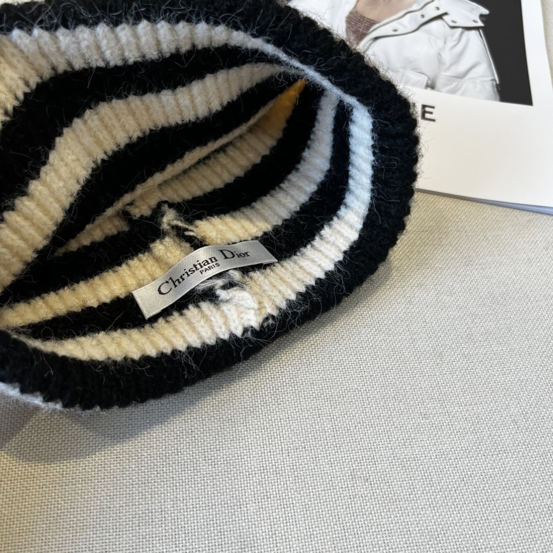 adb1c43725a07c44be58f3b78881c4ed_1764394165_5729.jpg adb1c43725a07c44be58f3b78881c4ed_1764394165_5729_1764394199.jpg