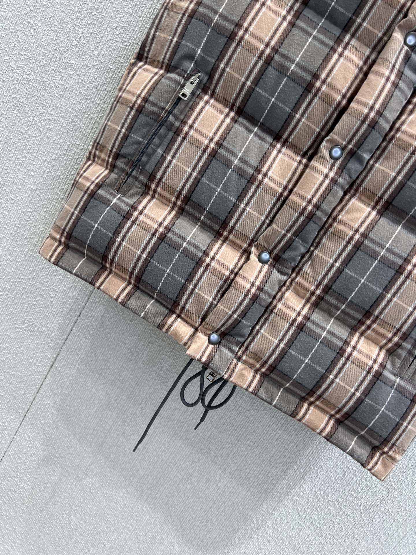 b23828a7cd9f3e2e44446b0d9a3e0f8d_1763819445_0589.jpg b23828a7cd9f3e2e44446b0d9a3e0f8d_1763819445_0589_1763819837.jpg