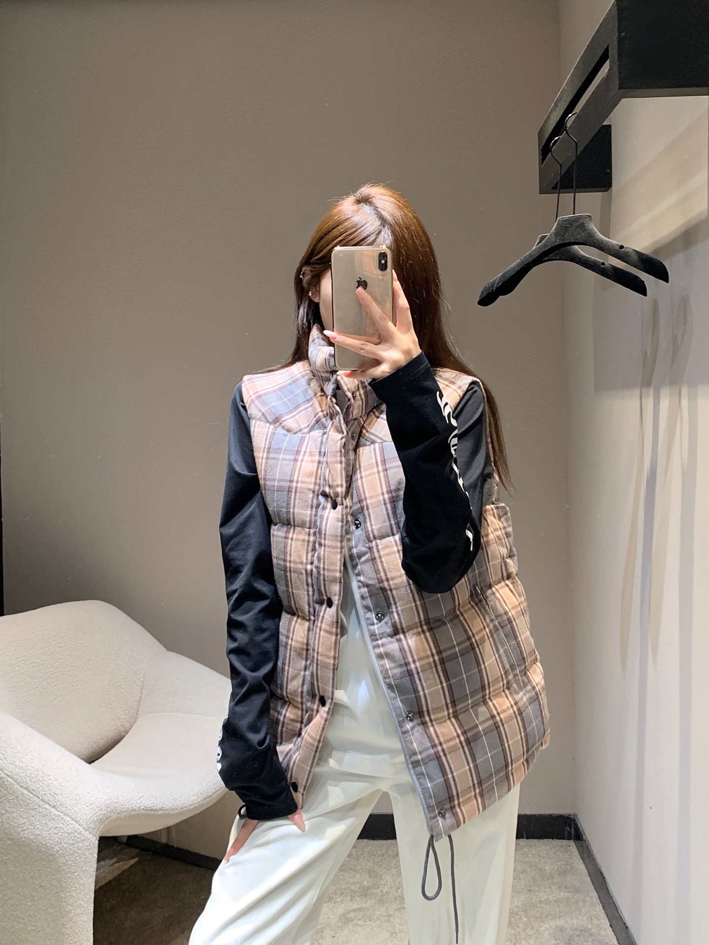 b23828a7cd9f3e2e44446b0d9a3e0f8d_1763819447_4905.jpg b23828a7cd9f3e2e44446b0d9a3e0f8d_1763819447_4905_1763819837.jpg