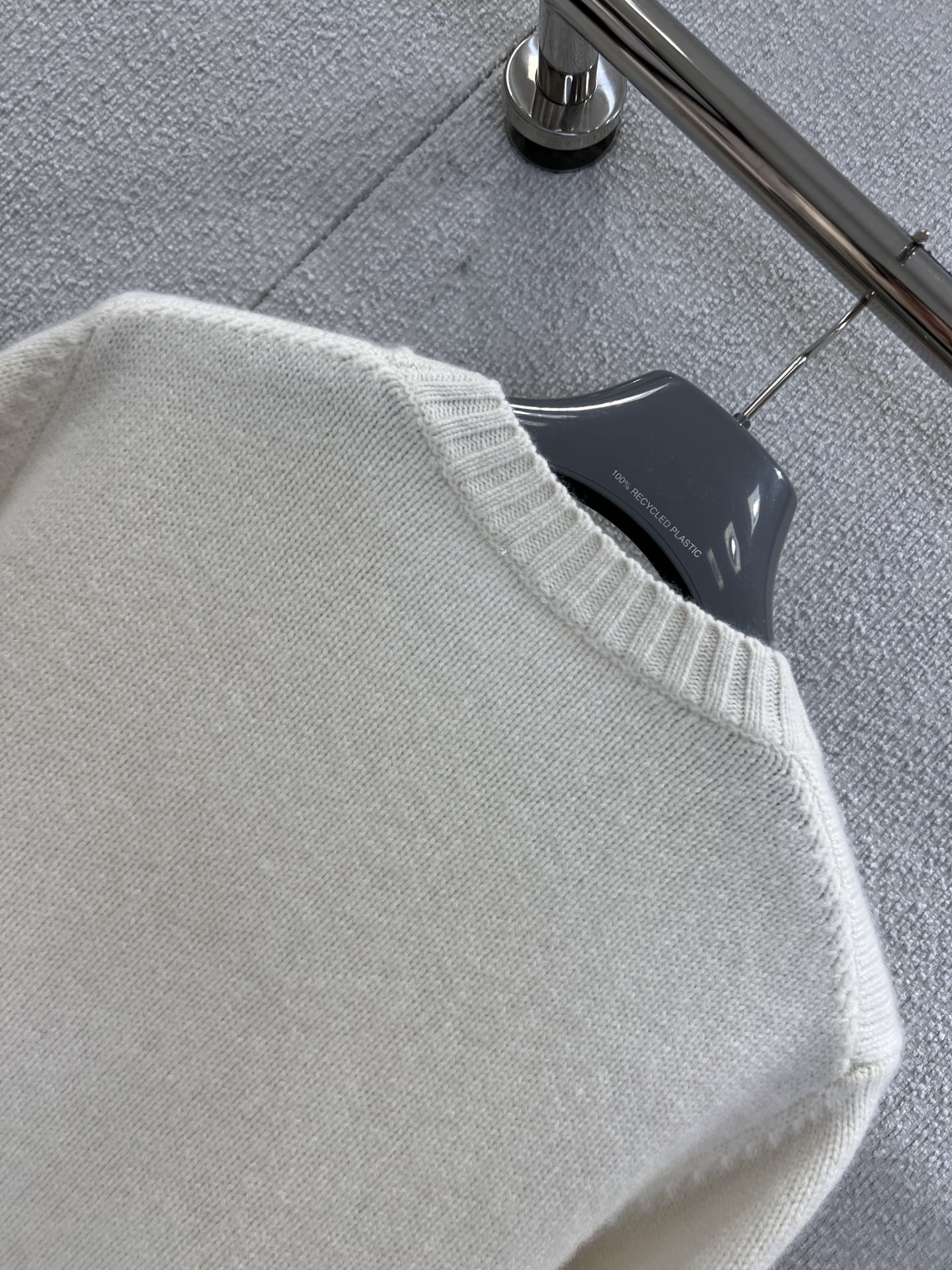 b23828a7cd9f3e2e44446b0d9a3e0f8d_1763819655_8012.jpg b23828a7cd9f3e2e44446b0d9a3e0f8d_1763819655_8012_1763820024.jpg