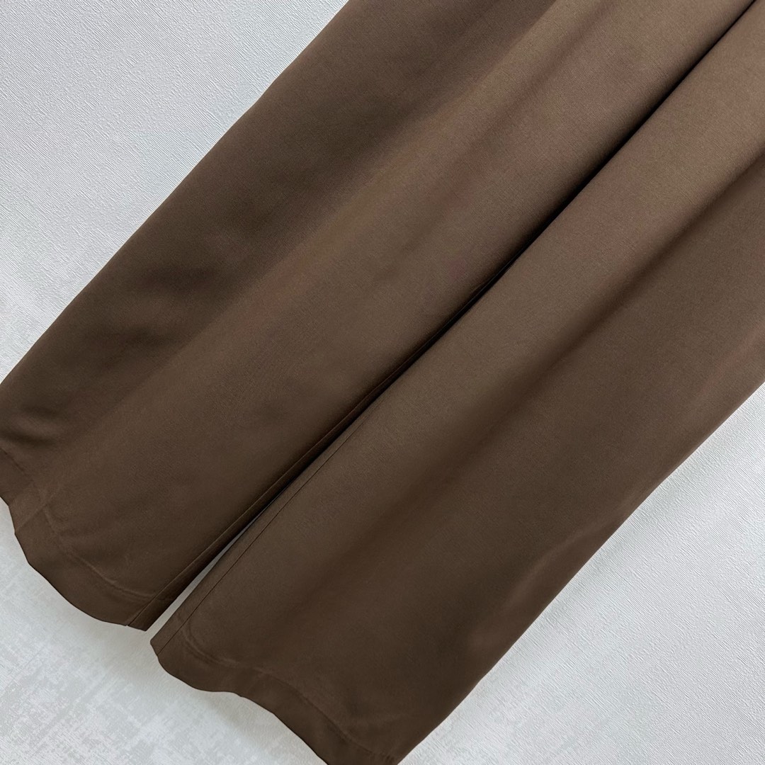 b23828a7cd9f3e2e44446b0d9a3e0f8d_1763826251_386.jpg b23828a7cd9f3e2e44446b0d9a3e0f8d_1763826251_386.jpg