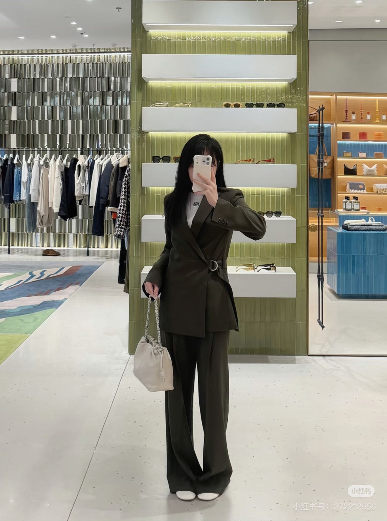 b23828a7cd9f3e2e44446b0d9a3e0f8d_1763826255_2899.jpg b23828a7cd9f3e2e44446b0d9a3e0f8d_1763826255_2899.jpg